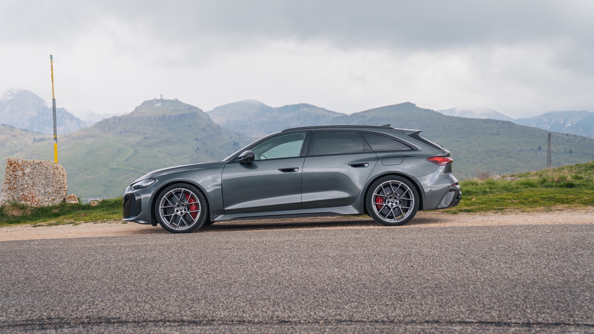 audi-rs-5-avant-performance-2026-prova-test-drive-40