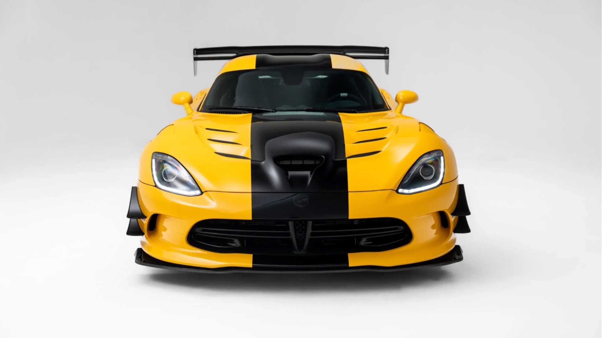 dodge-viper-acr-record-asta-2026-1