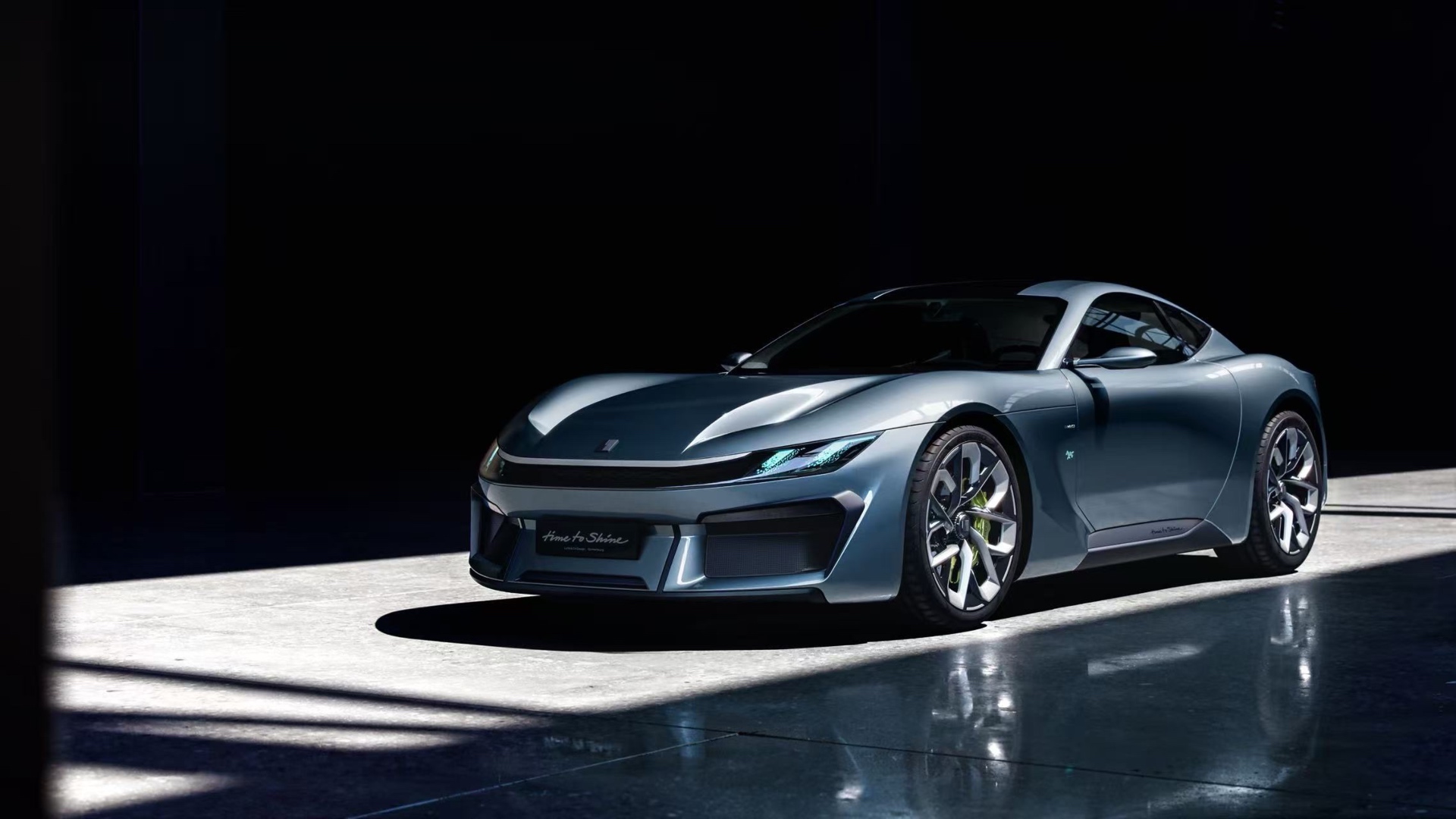 lynk-&-co-concept-gt-1