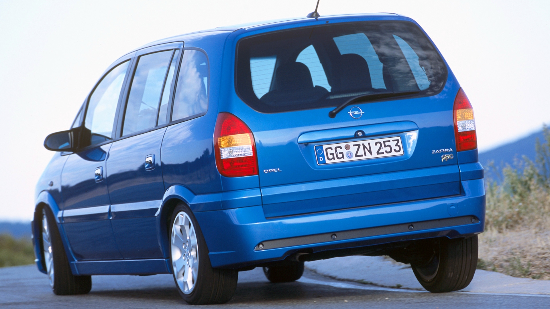 monovolume-station-wagon-auto-famiglia-sportive-10