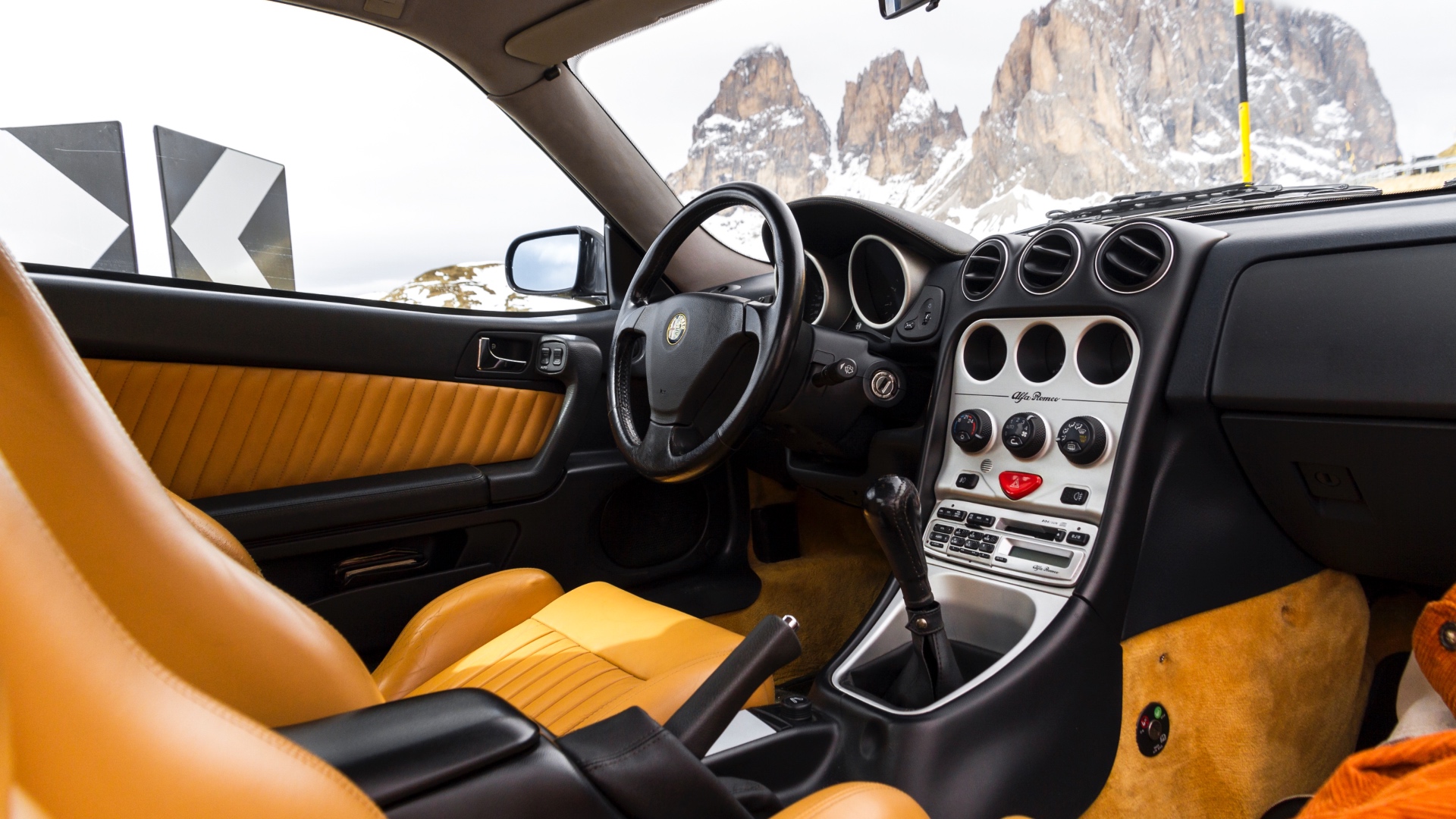 passi-dolomiti-alfa-romeo-gtv-strade-leggendarie-9