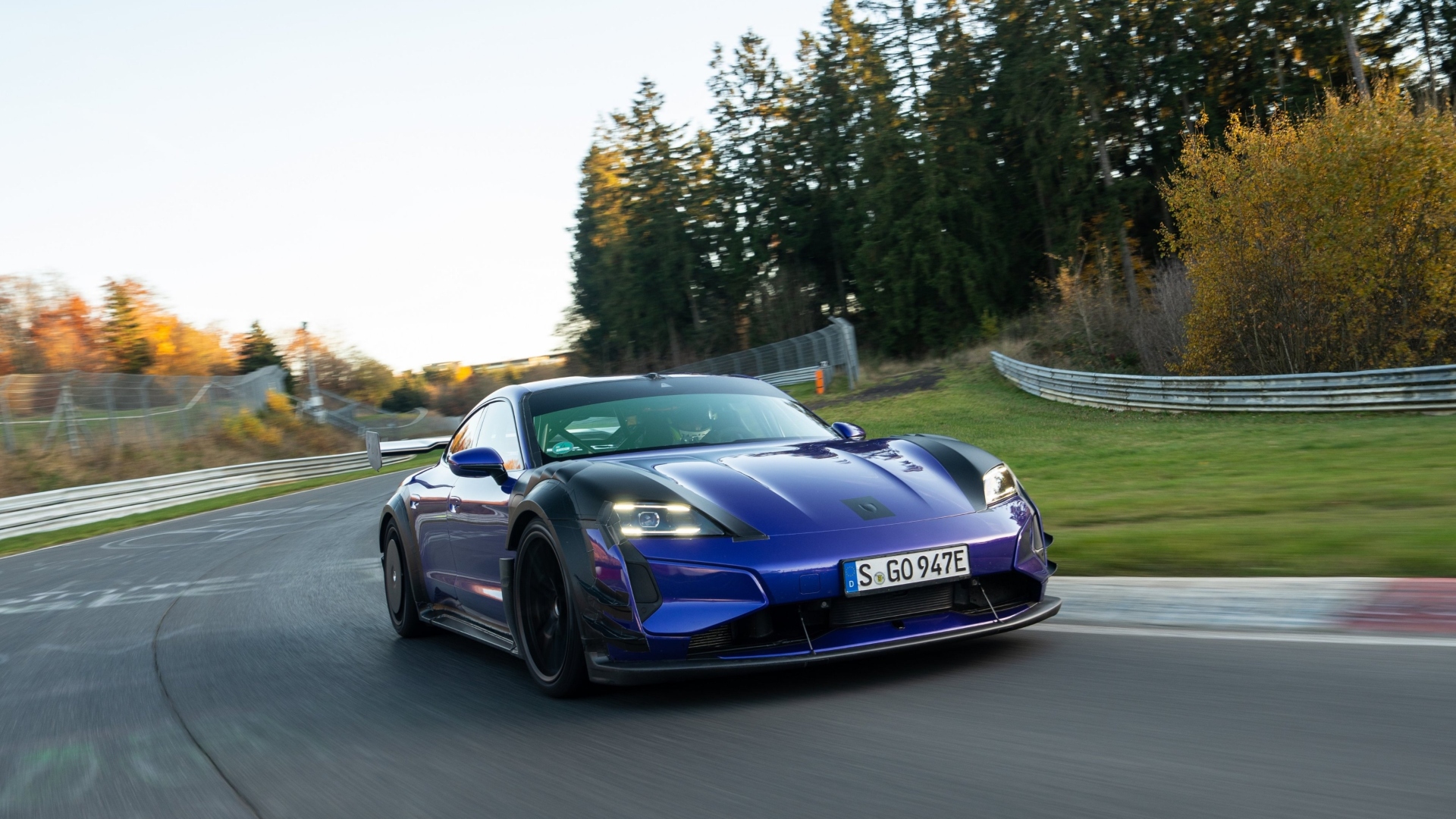 porsche-taycan-turbo-gt-record-nurburgring-2026-1