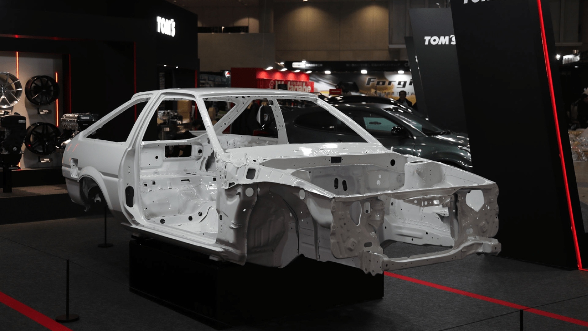 toyota-corolla-ae86-toms-restomod-2026-2