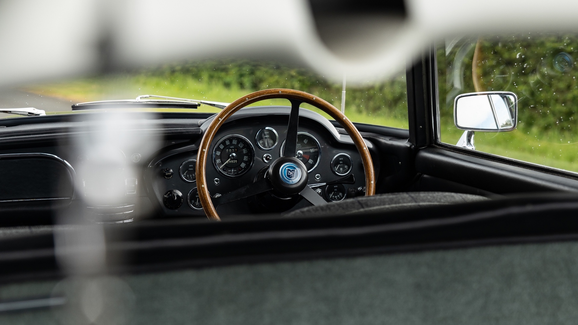 1966-Aston-Martin-DB5-Shooting-Brake-by-Radford_1455660