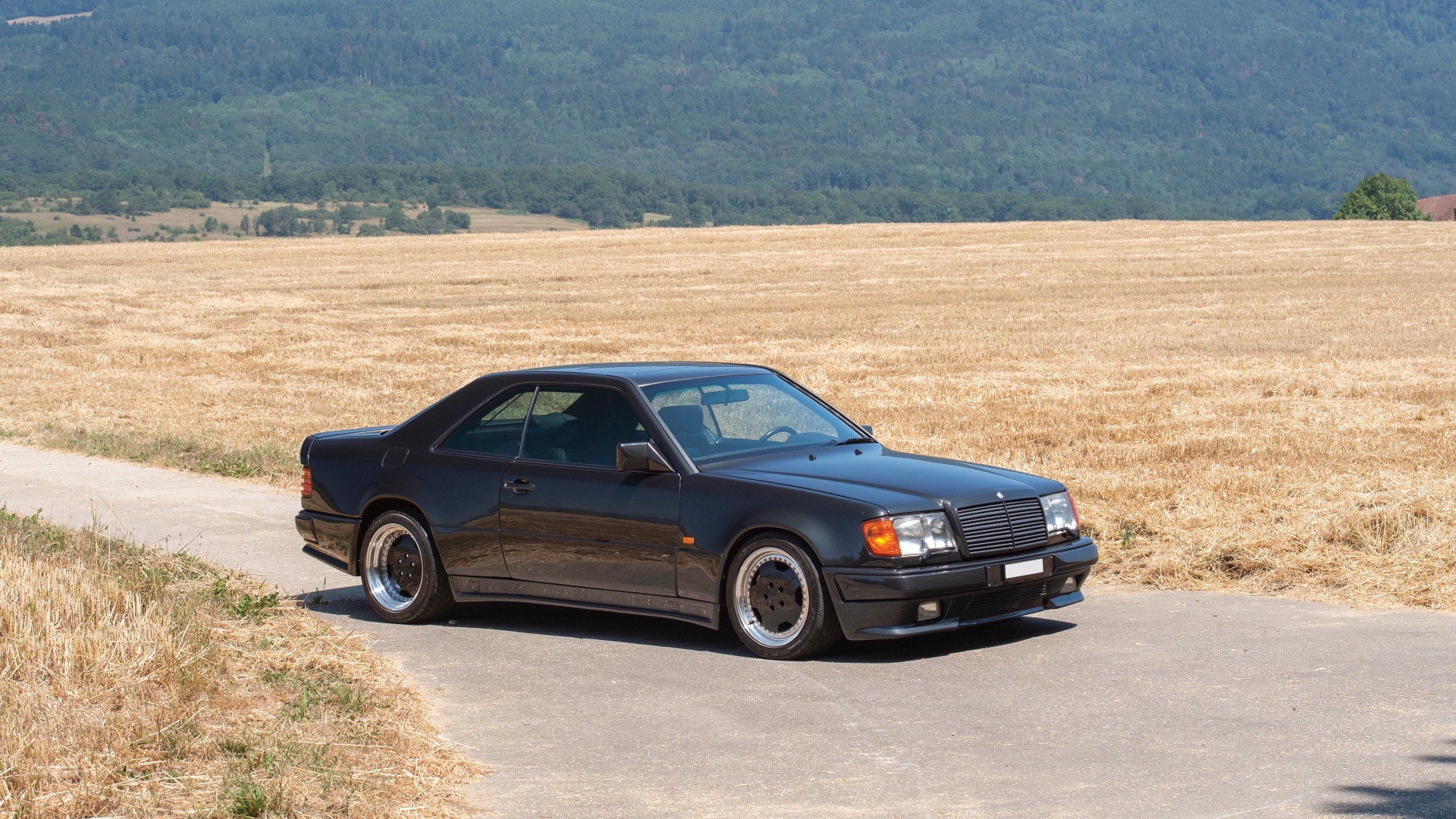1992-Mercedes-Benz-300-CE-6-0-AMG--Hammer-_191130 1992-Mercedes-Benz-300-CE-6-0-AMG--Hammer-_191130