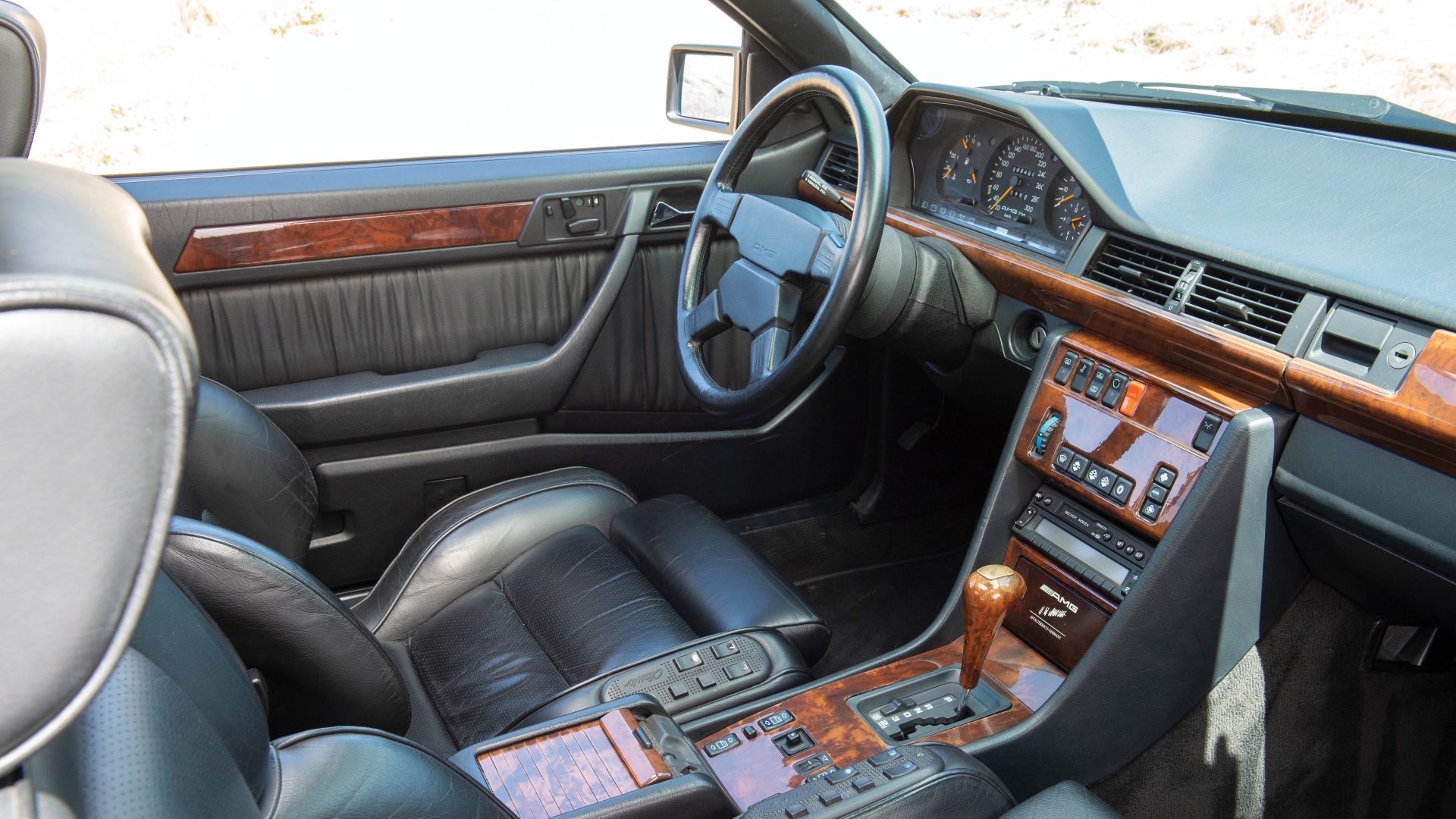 1992-Mercedes-Benz-300-CE-6-0-AMG--Hammer-_443208 1992-Mercedes-Benz-300-CE-6-0-AMG--Hammer-_443208