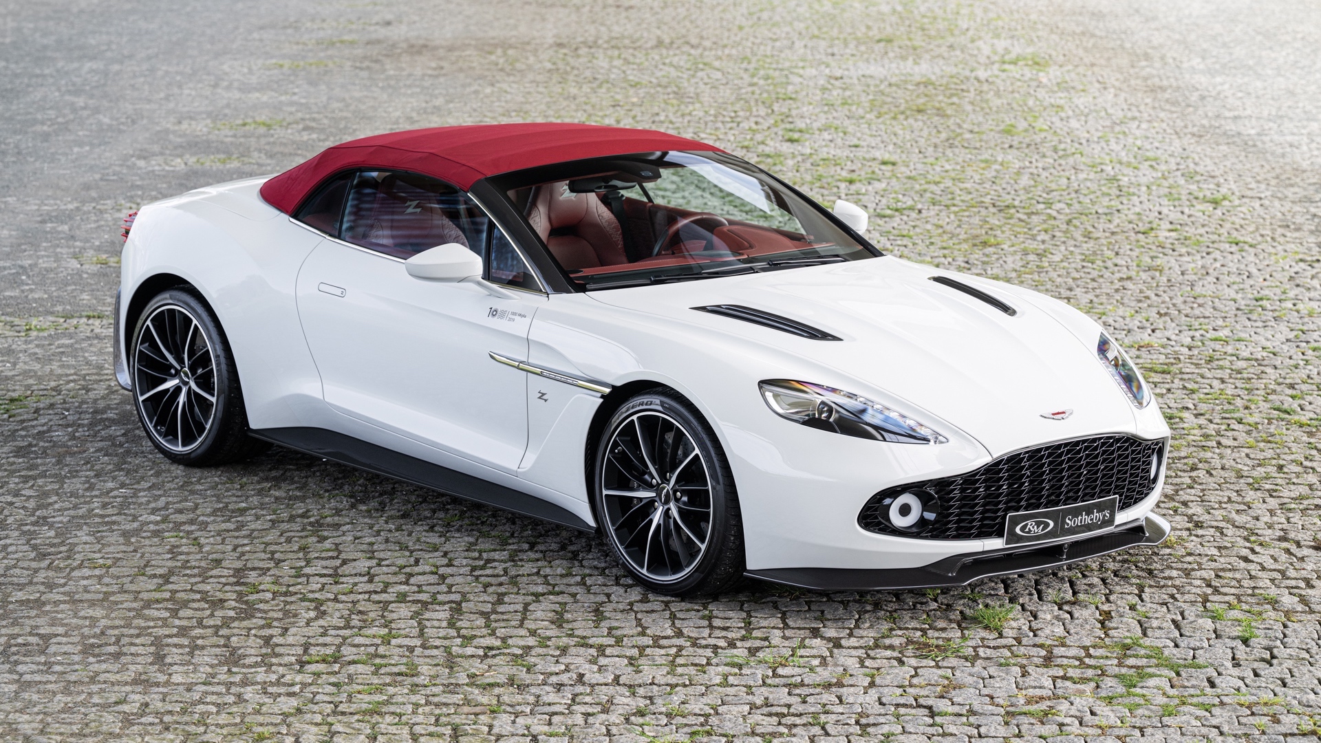 2017-Aston-Martin-Vanquish-Zagato-Volante_1448496 2017-Aston-Martin-Vanquish-Zagato-Volante_1448496