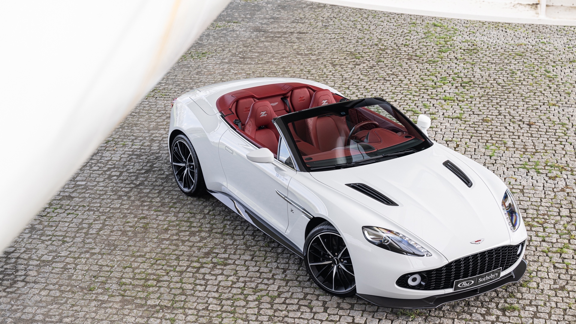 Solo 99 esemplari, V12 e firma Zagato: ora è “in saldo”