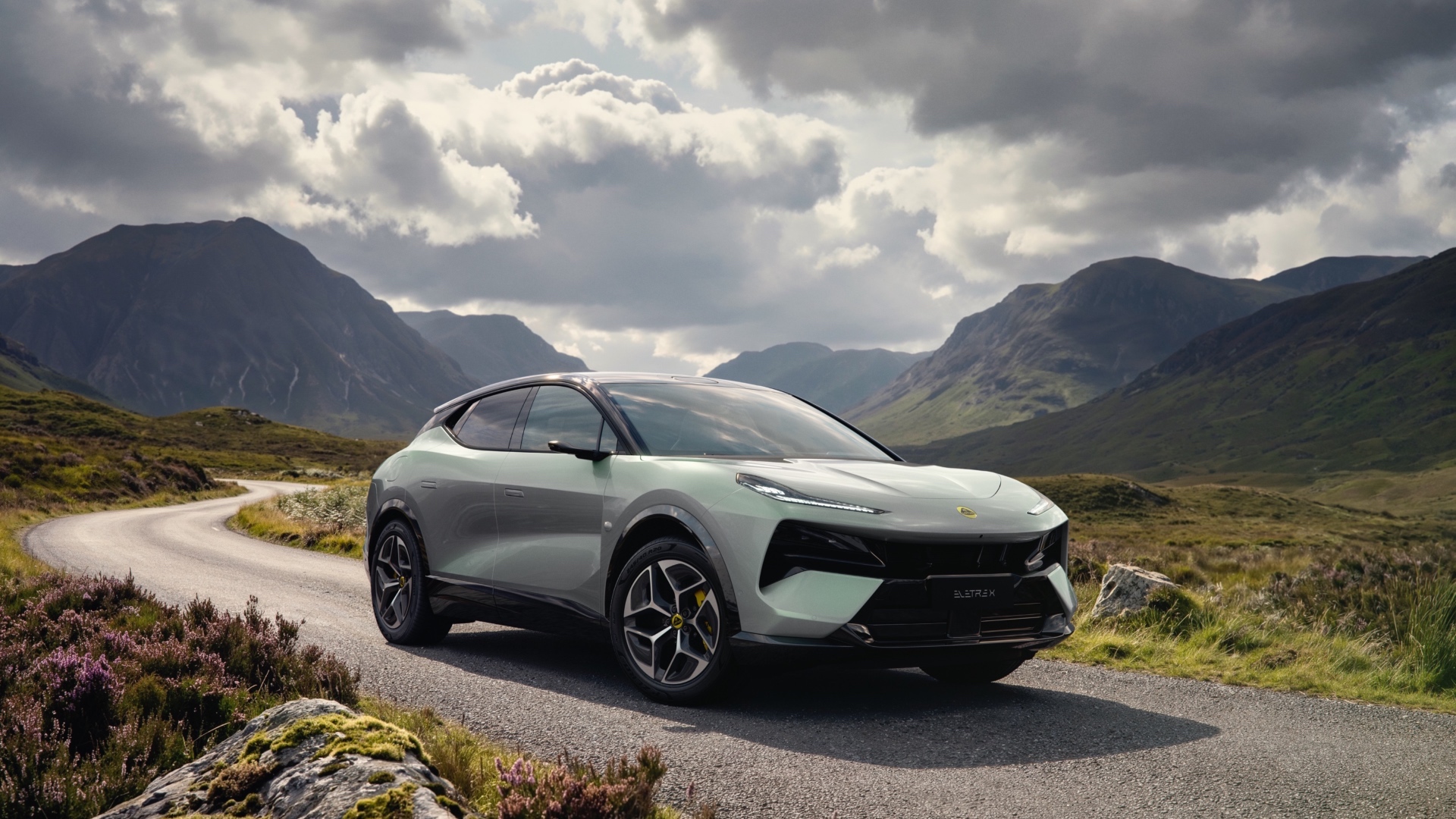 Lotus_Eletre-x_Hero_9_H550