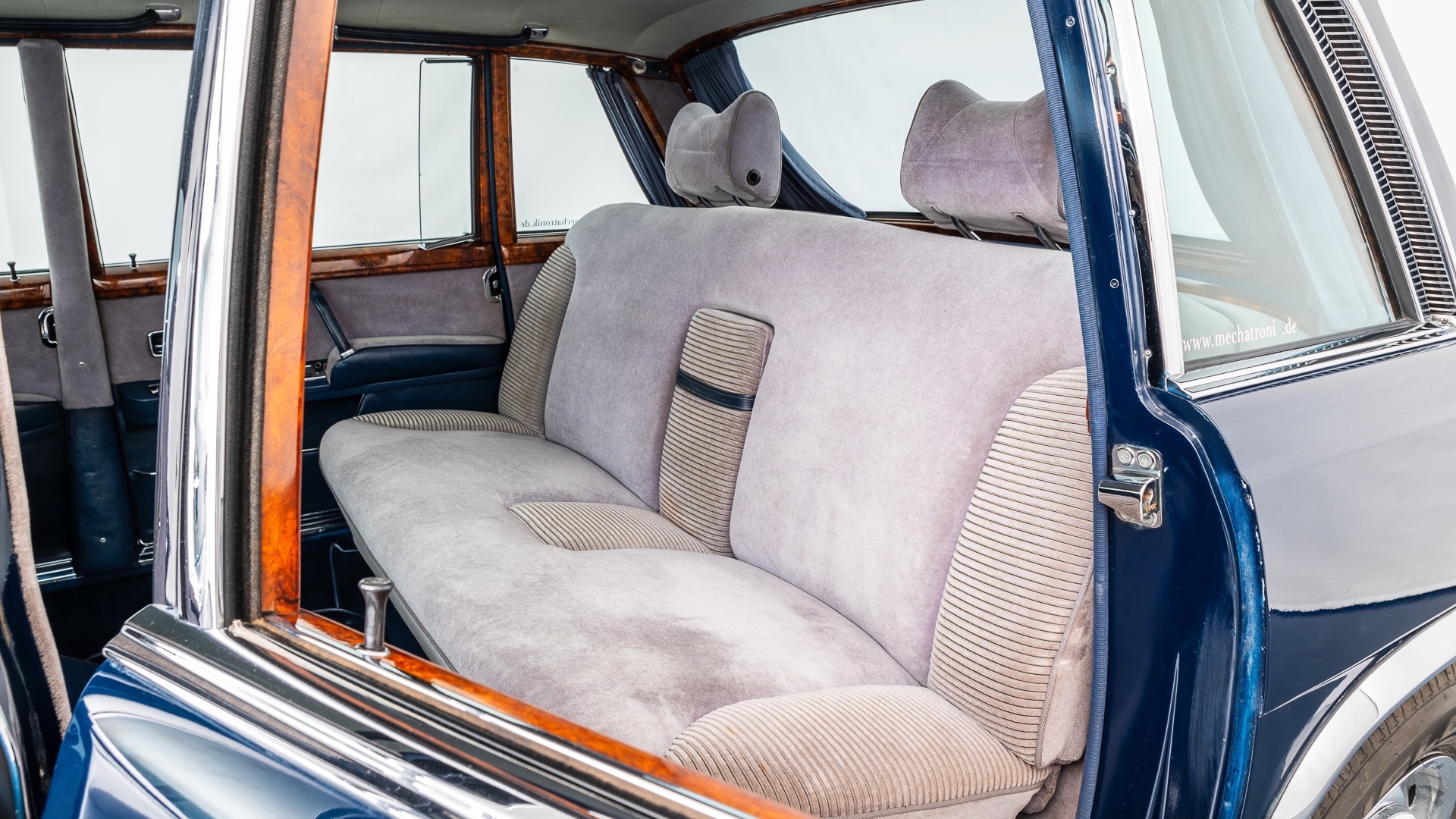 MB_W100_Pullman_Blau_1260-20 MB_W100_Pullman_Blau_1260-20