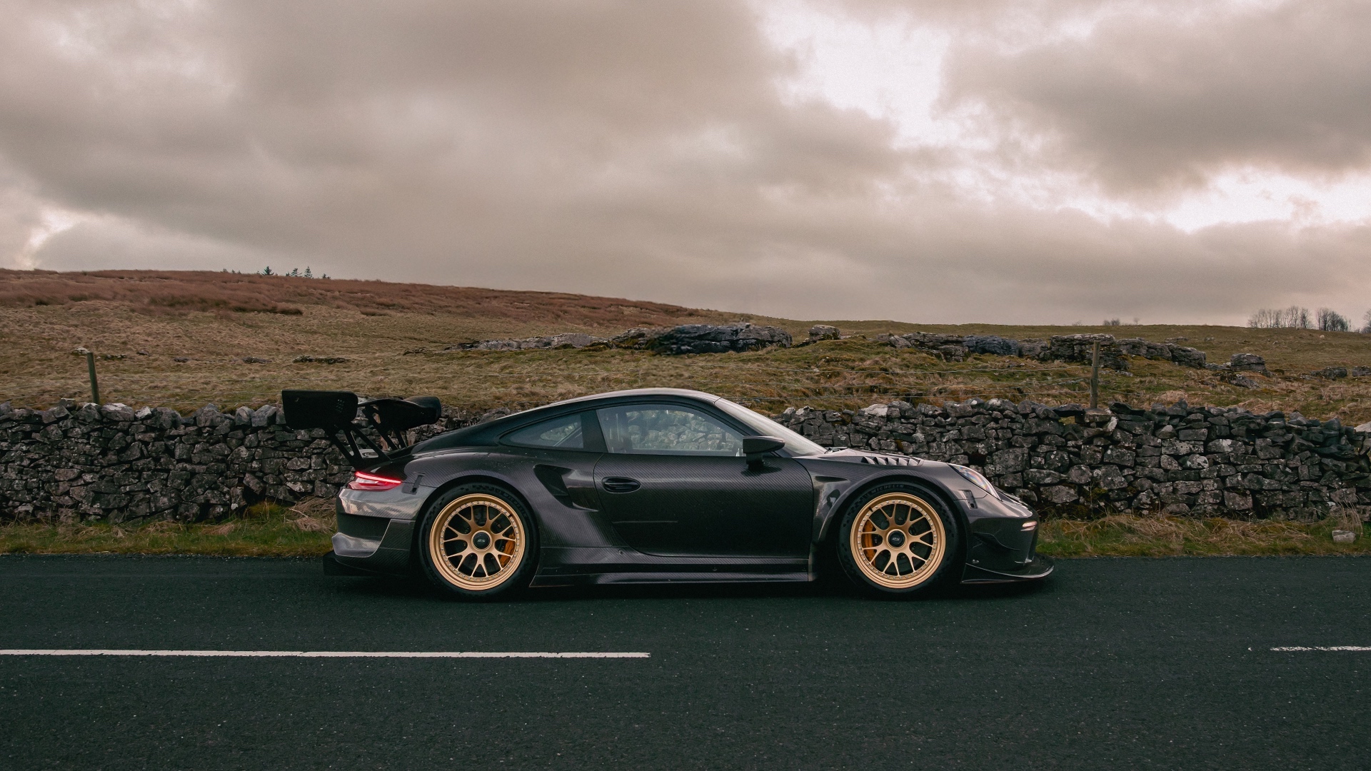 Talos Porsche 911RT location 24