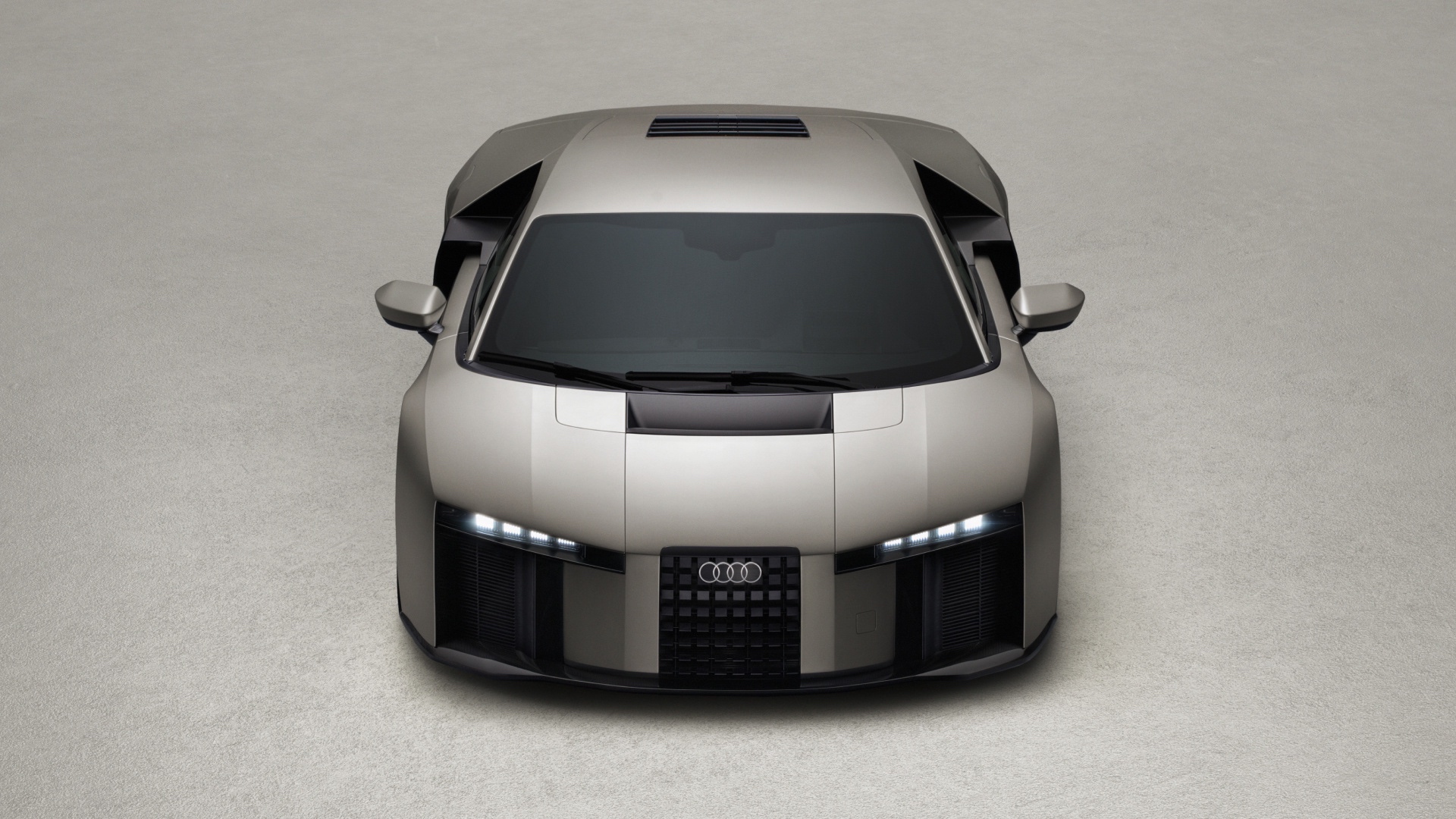 L’Audi R8 è tornata? Non proprio… L’Audi R8 è tornata? Non proprio…