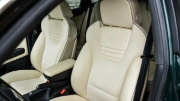 audi-rs-4-avant-b7-collecting-cars-1
