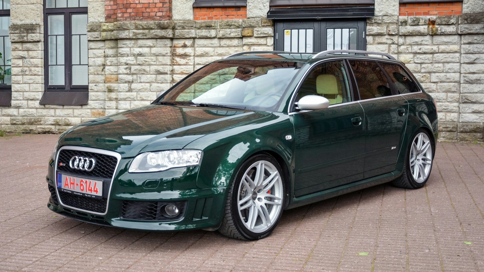 audi-rs-4-avant-b7-collecting-cars-15