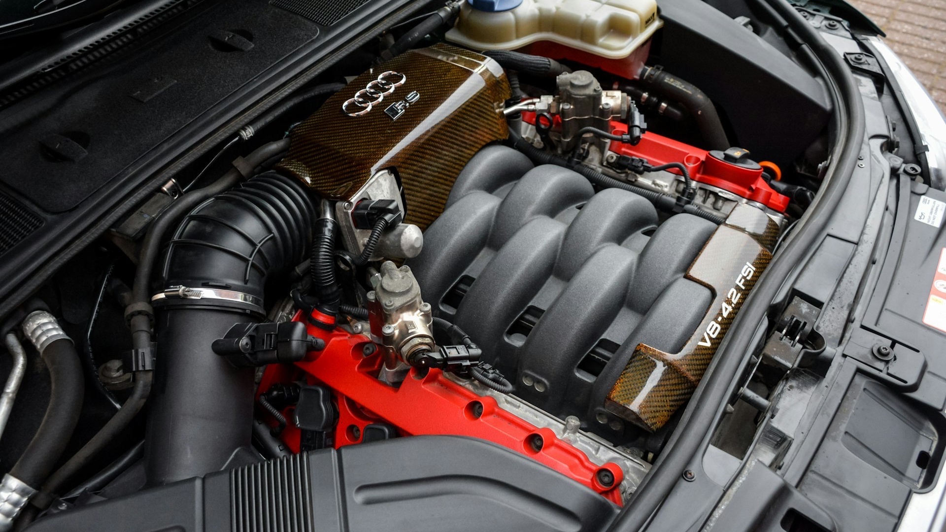 audi-rs-4-avant-b7-collecting-cars-6