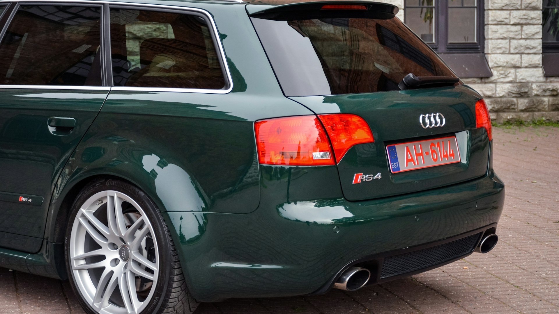 audi-rs-4-avant-b7-collecting-cars-7