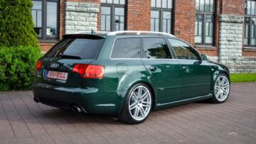 audi-rs-4-avant-b7-collecting-cars-9