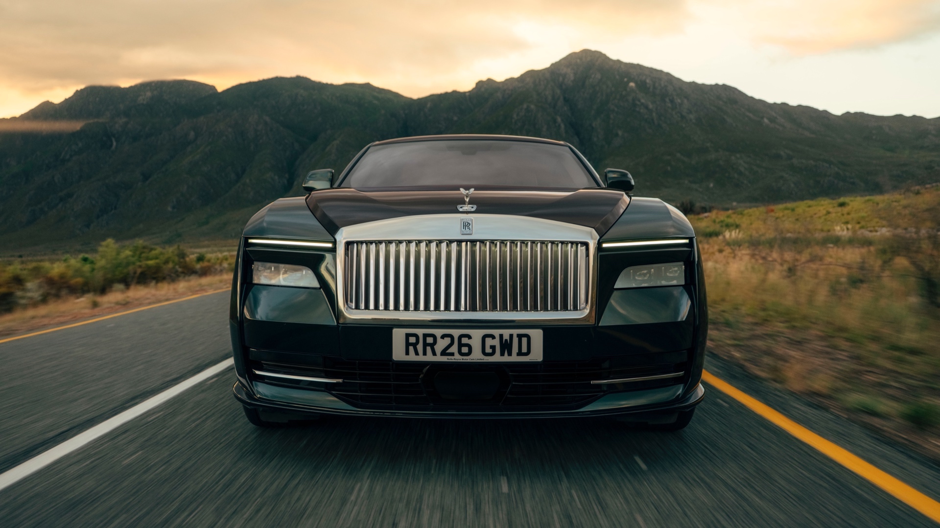 Rolls-Royce Spectre II: quando una EV ha senso, ha successo!