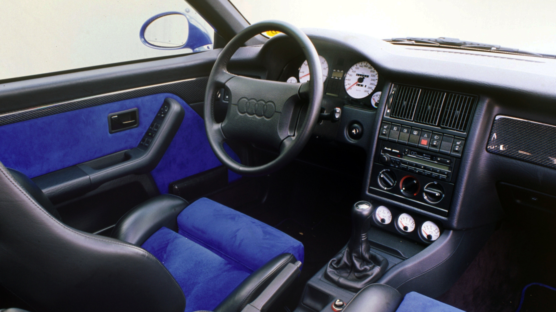 AUdi-RS2-Avant-1994-3