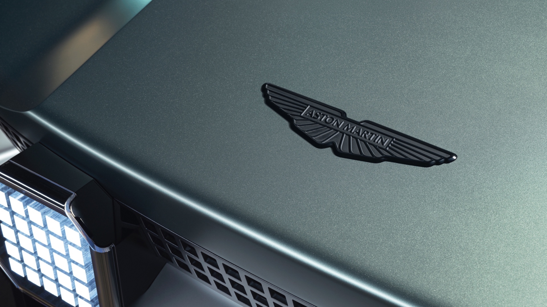 AstonMartin-Dreadnought_06