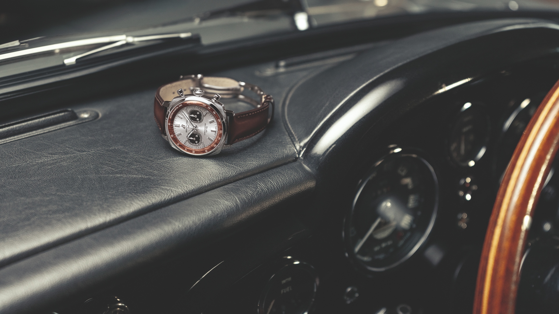Breitling-Top-Time-B01-Cronograph-41-Tribute-Aston-Martin-DB5-2026-5 Breitling-Top-Time-B01-Cronograph-41-Tribute-Aston-Martin-DB5-2026-5