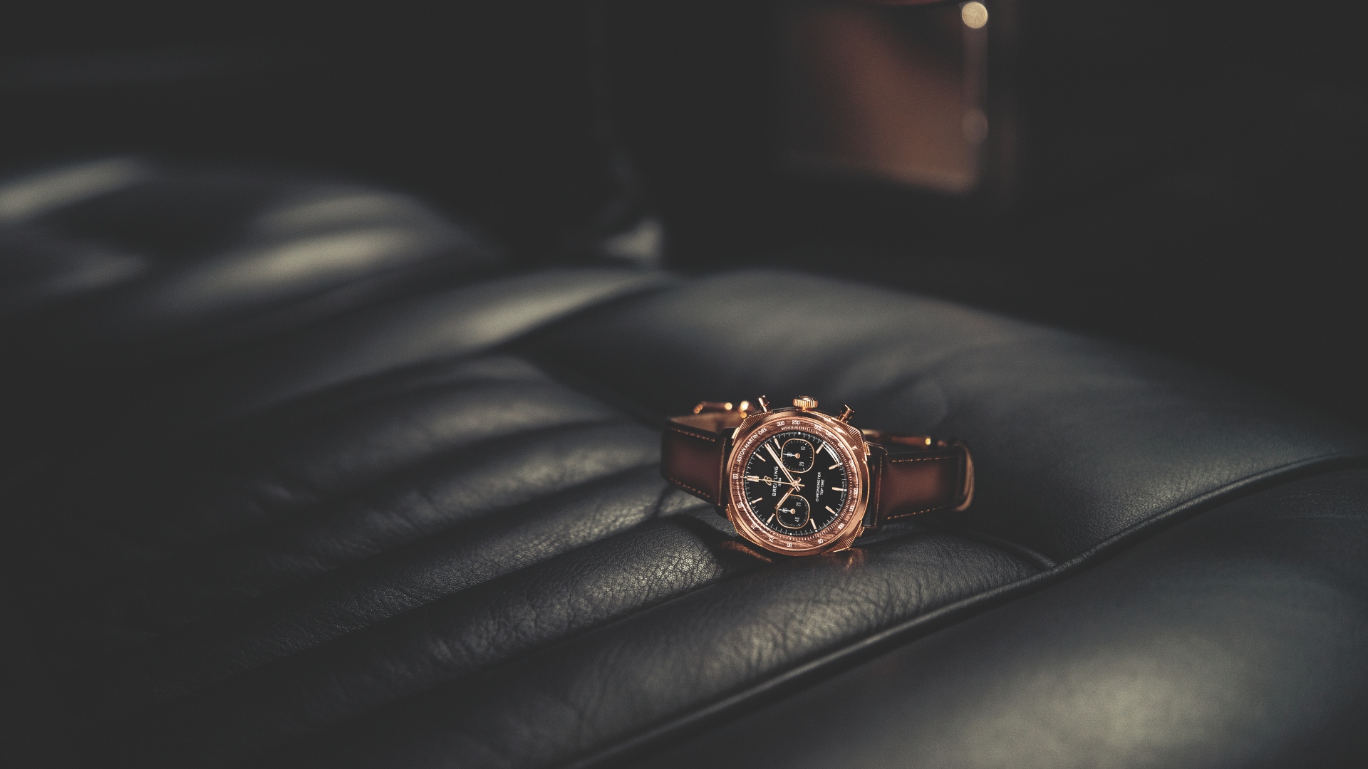 Breitling-Top-Time-B01-Cronograph-41-Tribute-Aston-Martin-DB5-2026-7 Breitling-Top-Time-B01-Cronograph-41-Tribute-Aston-Martin-DB5-2026-7