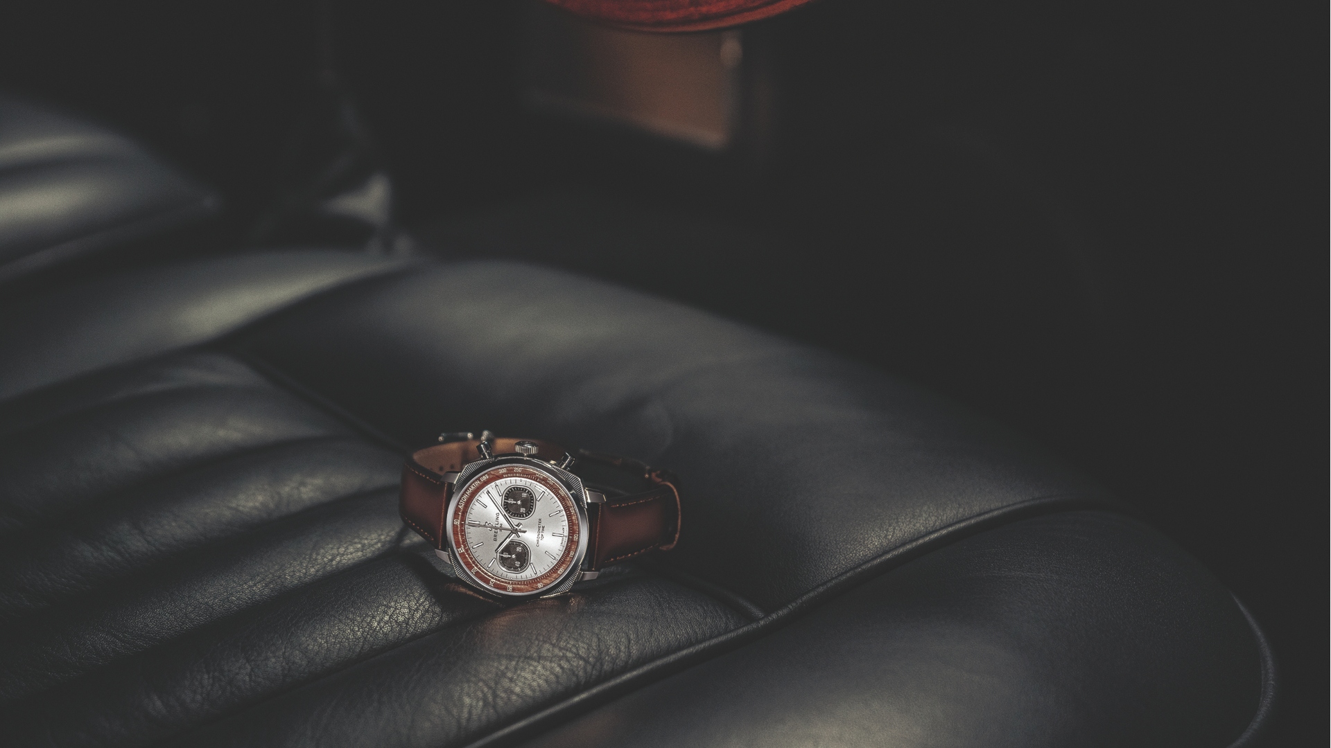 Breitling-Top-Time-B01-Cronograph-41-Tribute-Aston-Martin-DB5-2026-8 Breitling-Top-Time-B01-Cronograph-41-Tribute-Aston-Martin-DB5-2026-8