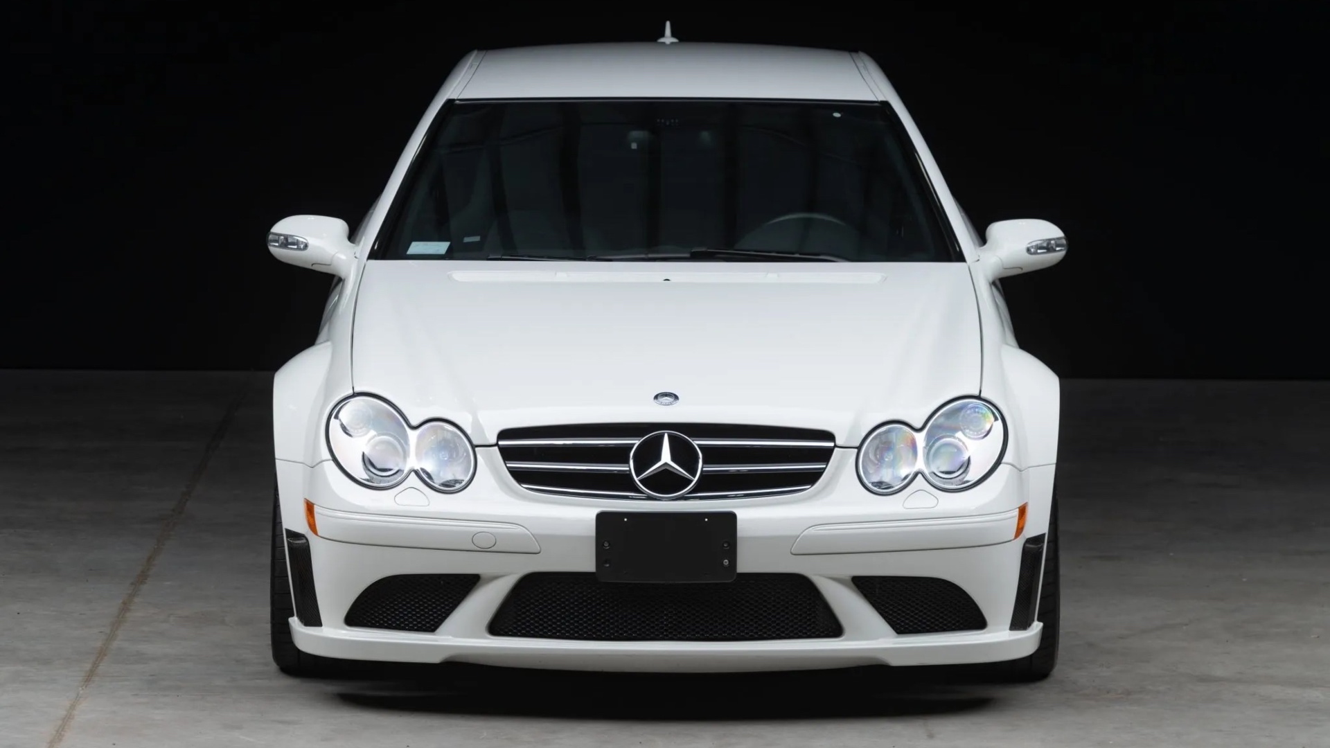 Brooklyn_Auto_Sales_-_2008_Mercedes-Benz_CLK_63_AMG_Black_Series-141-16712-scaled Brooklyn_Auto_Sales_-_2008_Mercedes-Benz_CLK_63_AMG_Black_Series-141-16712-scaled