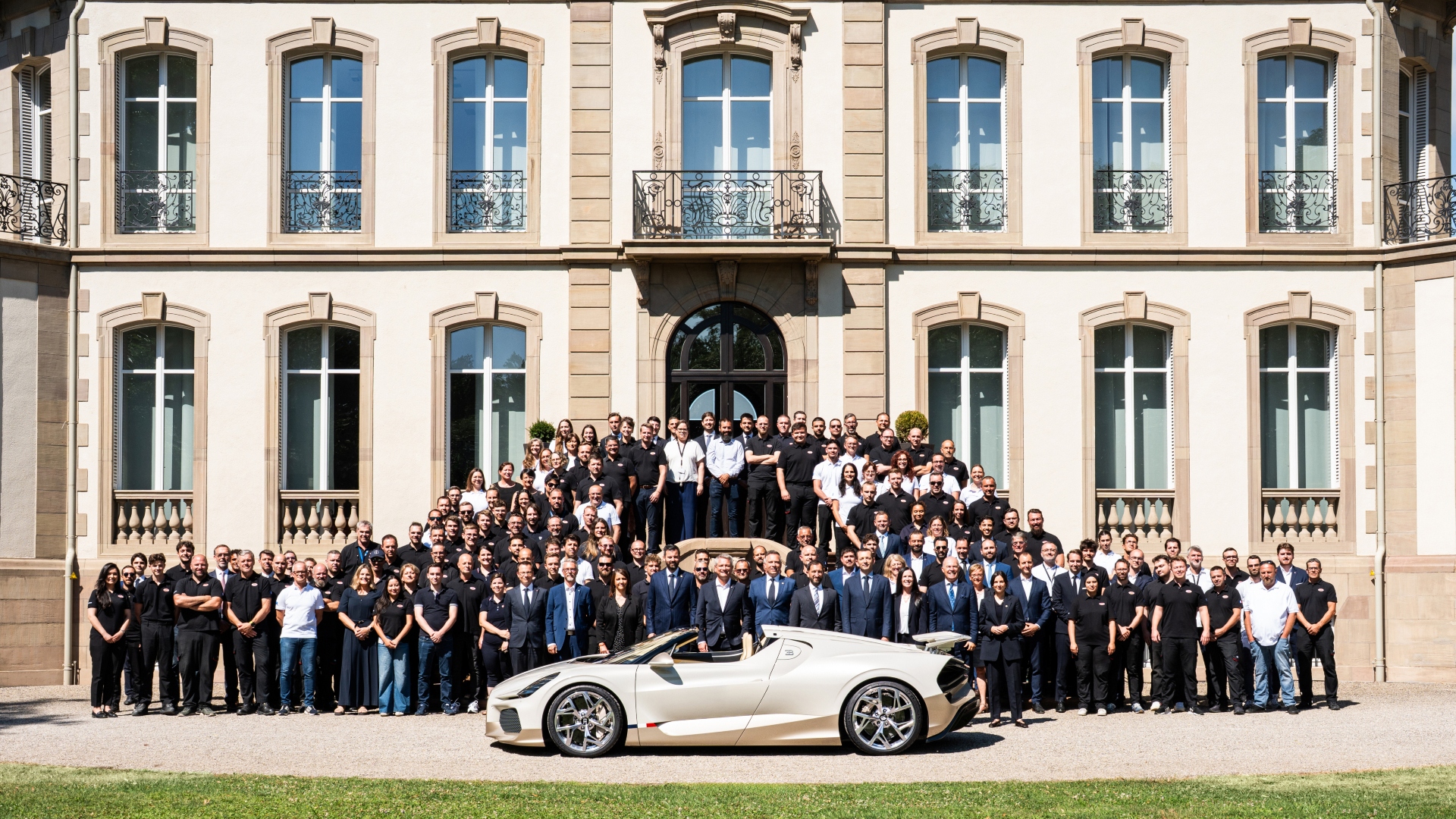 Bugatti-Mistral-W16-ultima-prodotta-2026-1 Bugatti-Mistral-W16-ultima-prodotta-2026-1