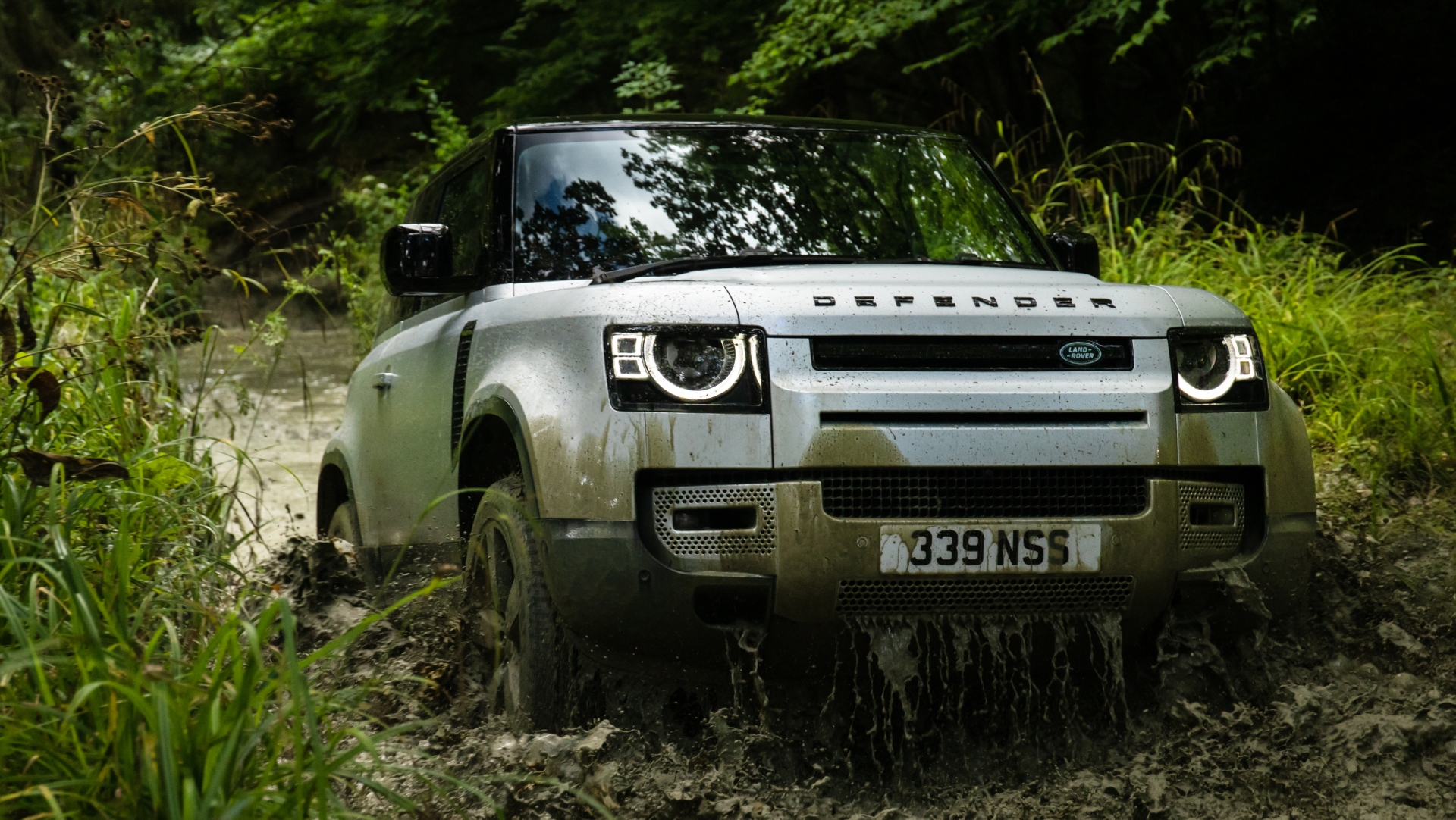 Land-Rover-Defender-2019-8