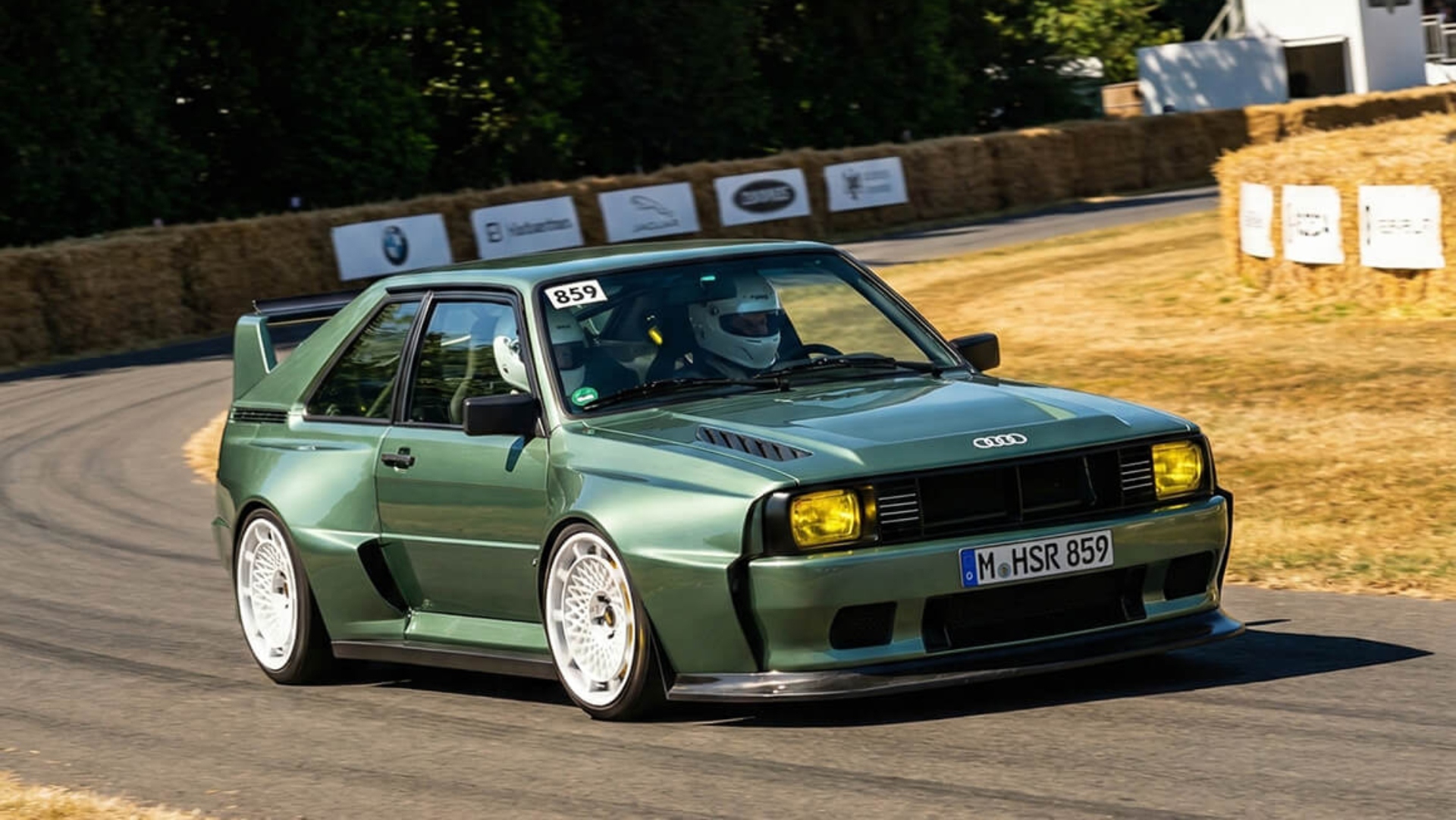 Questa Audi Sport Quattro fa sul serio (e fa paura) Questa Audi Sport Quattro fa sul serio (e fa paura)