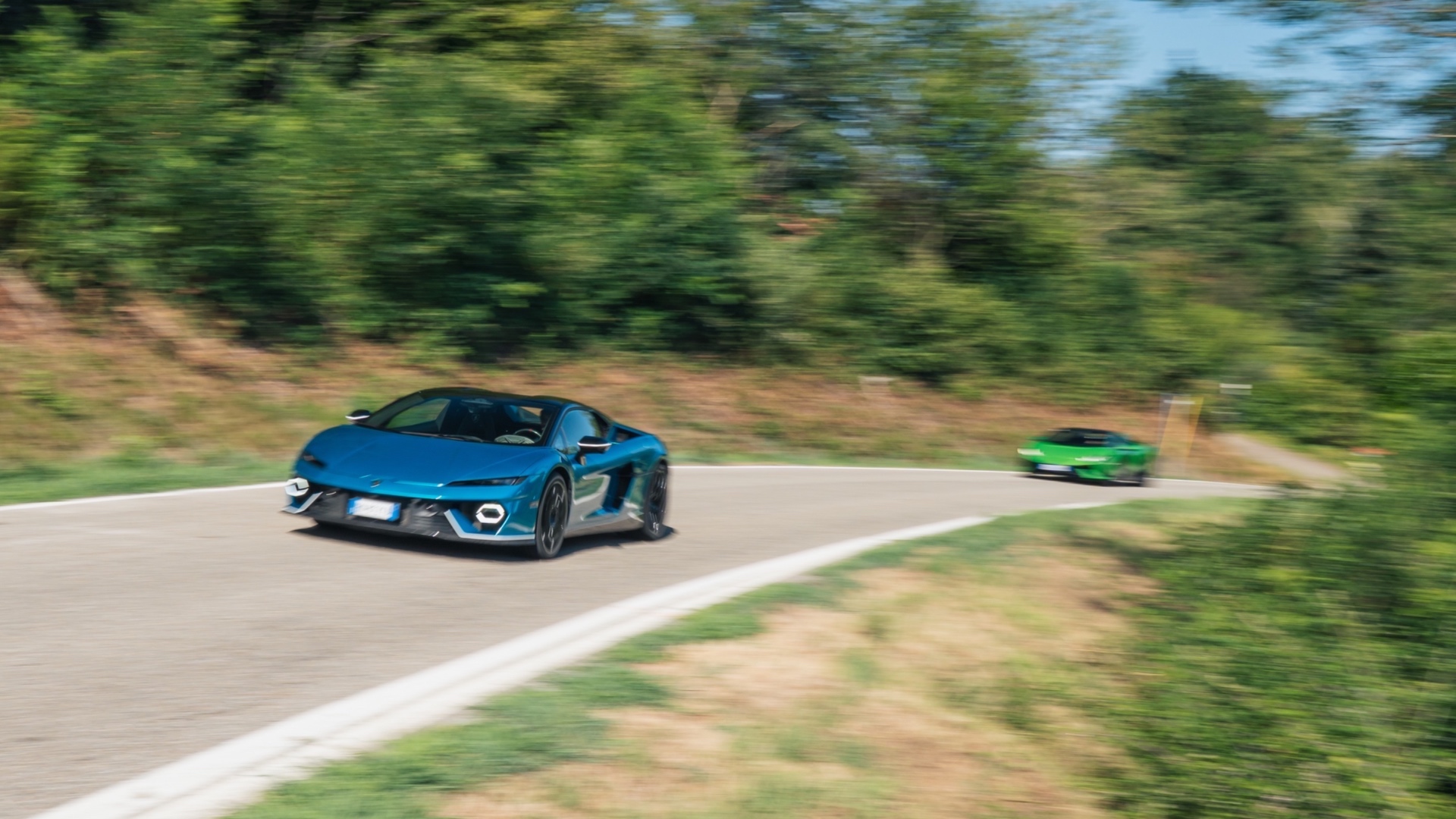 lamborghini-temerario-vs-huracan-tecnica-test-drive-10 lamborghini-temerario-vs-huracan-tecnica-test-drive-10