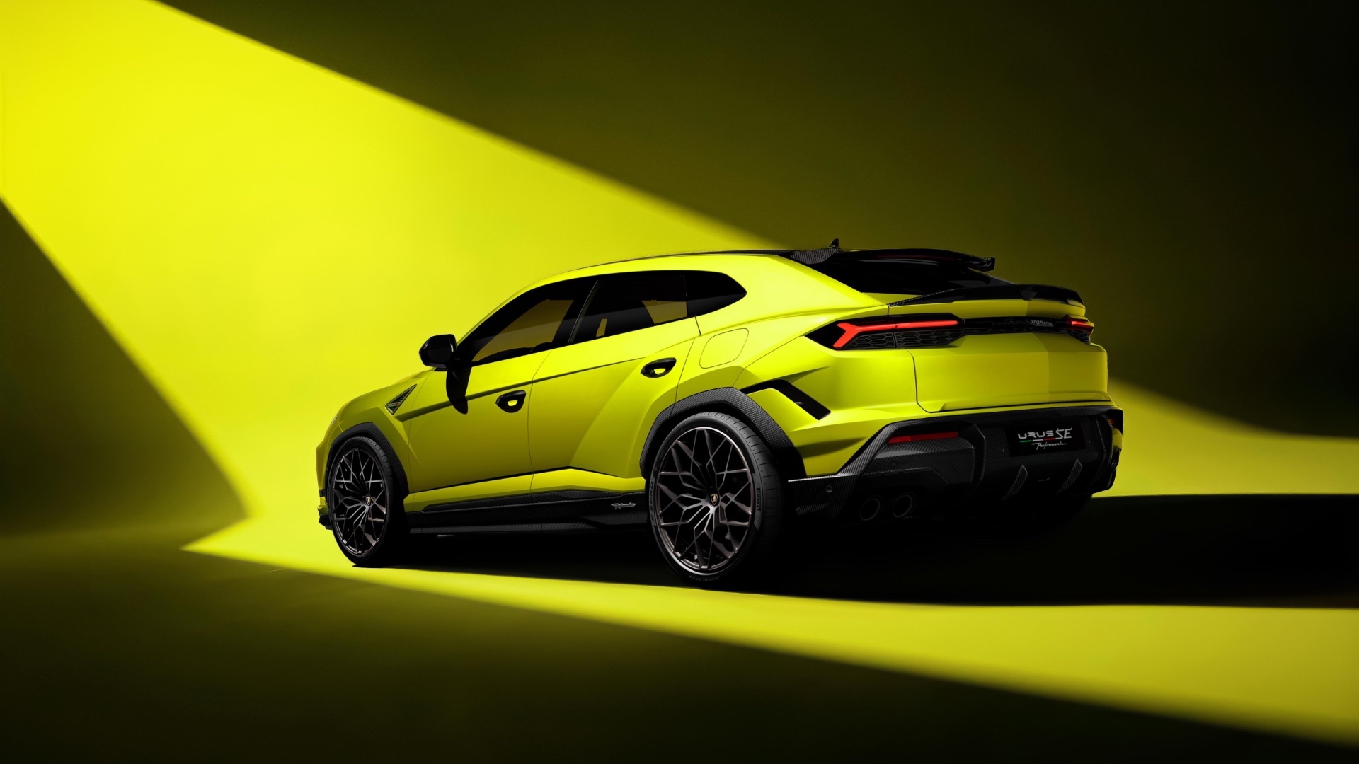 lamborghini-urus-se-performante-5 lamborghini-urus-se-performante-5