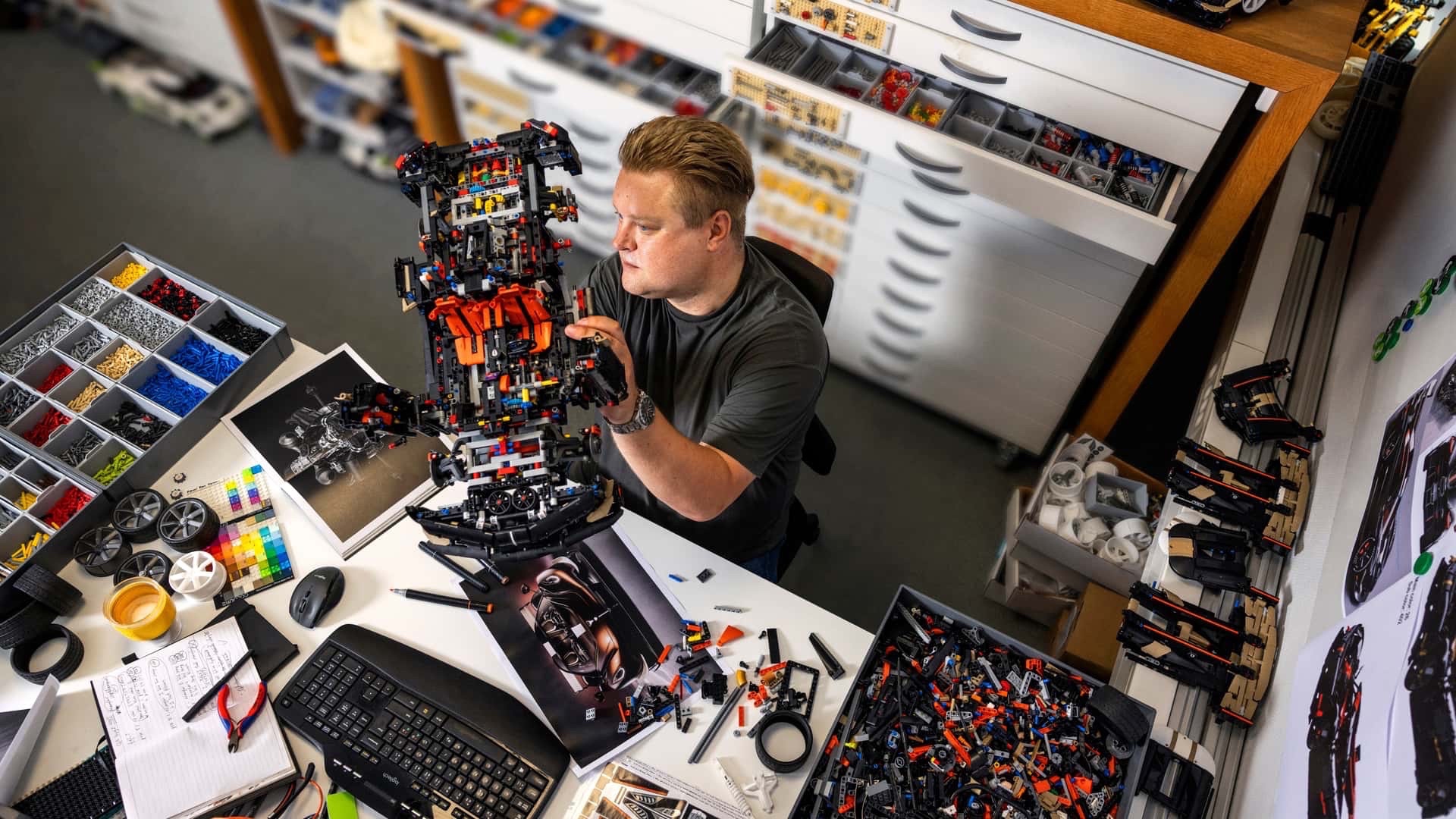lego-technic-koenigsegg-sadair-s-spear lego-technic-koenigsegg-sadair-s-spear