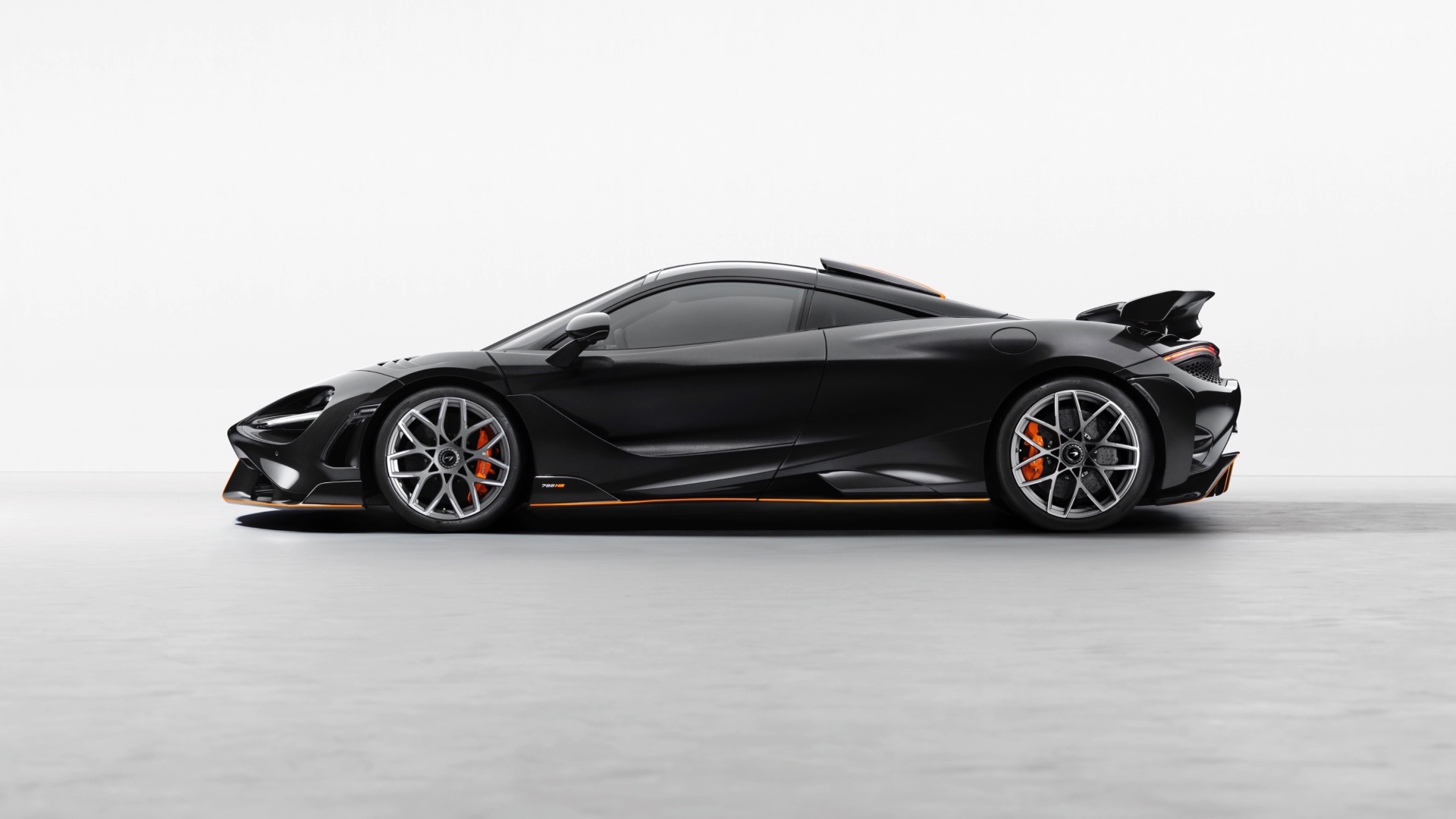 mclaren-788hs-11
