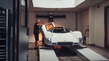 mclaren-m6gt-15 mclaren-m6gt-15