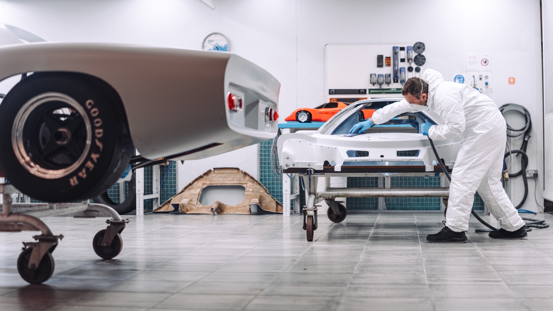 mclaren-m6gt-5 mclaren-m6gt-5