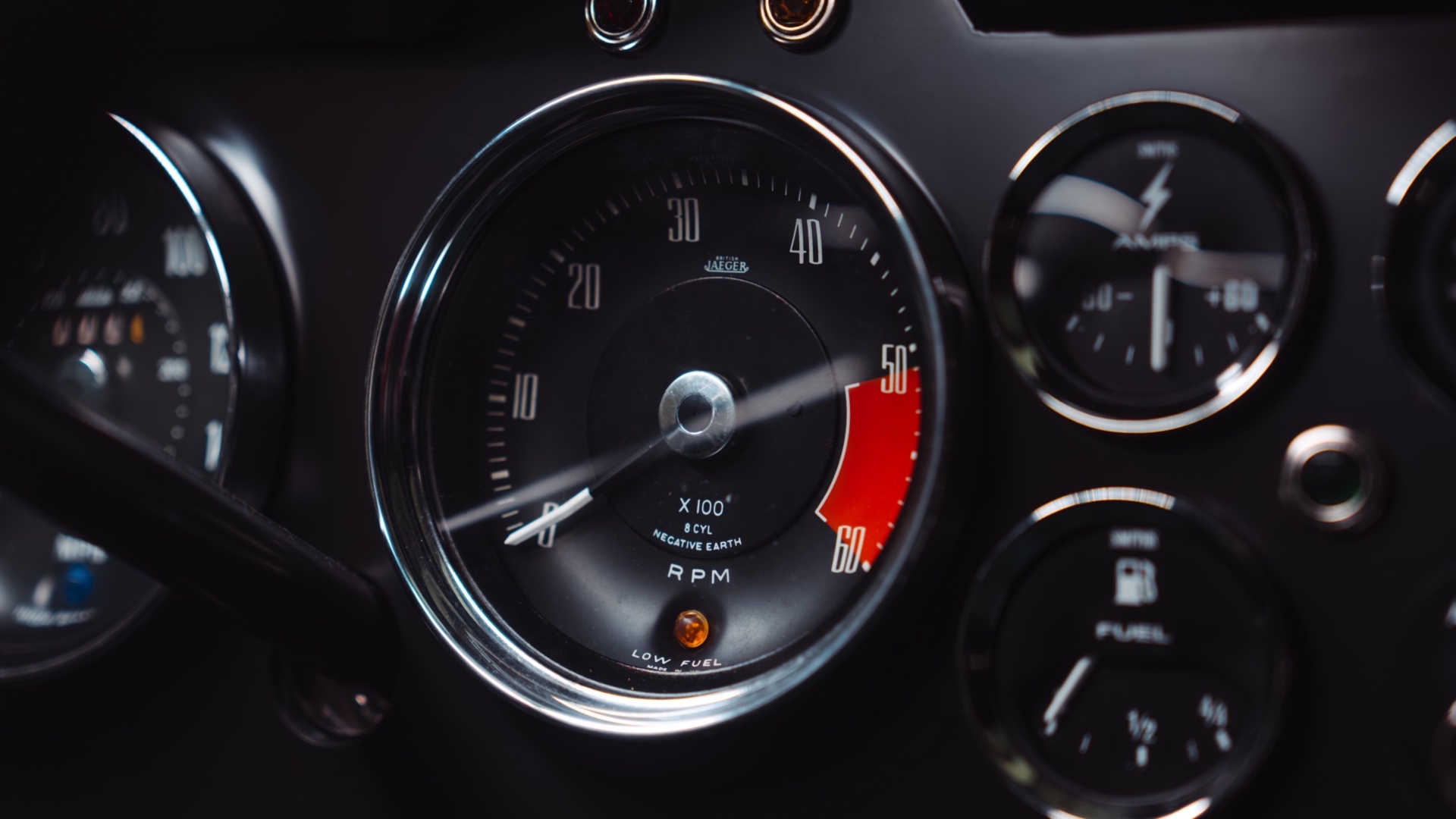 mclaren-m6gt-8 mclaren-m6gt-8