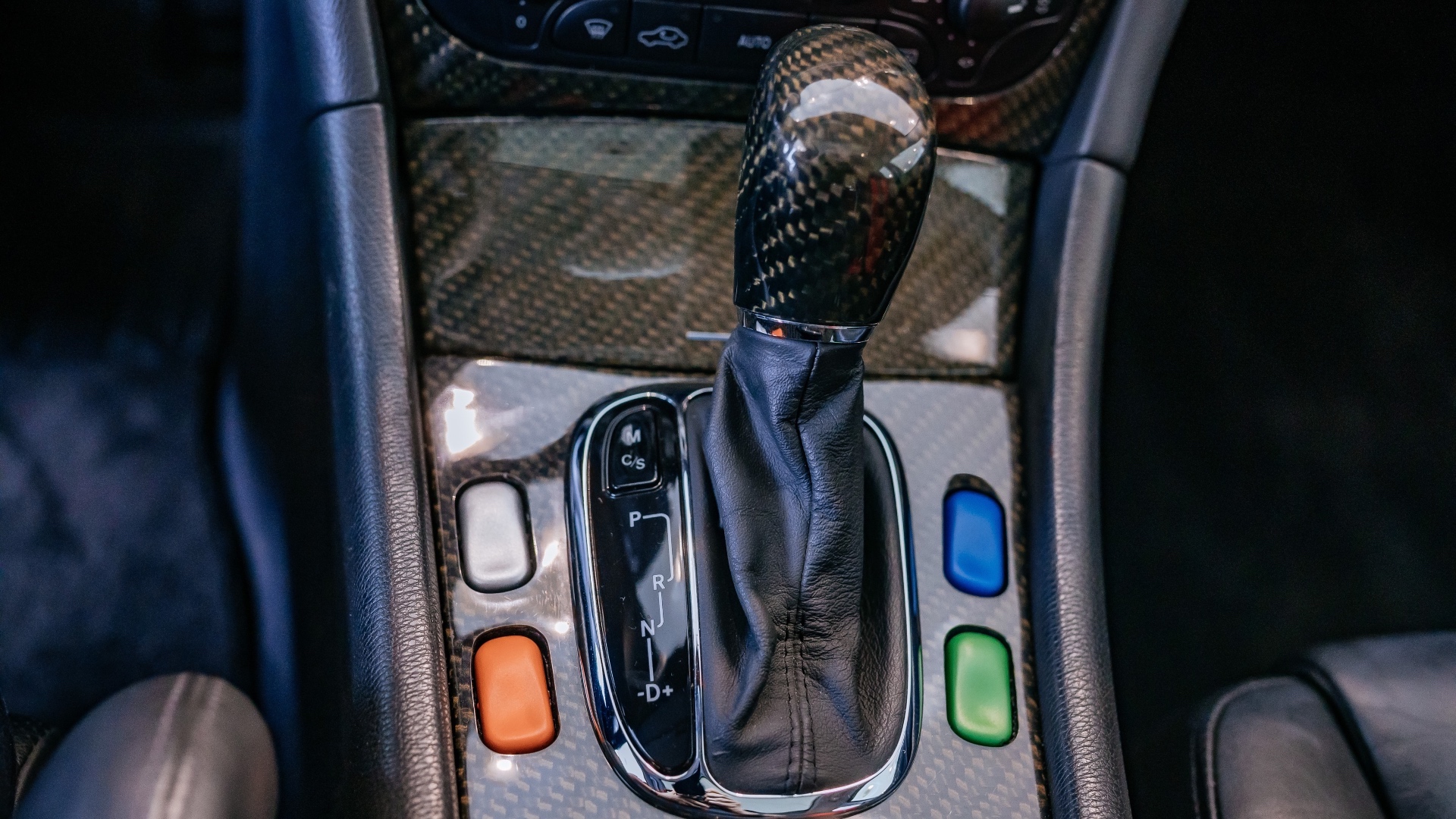 mercedes-amg-c-32-f1-medical-car-8