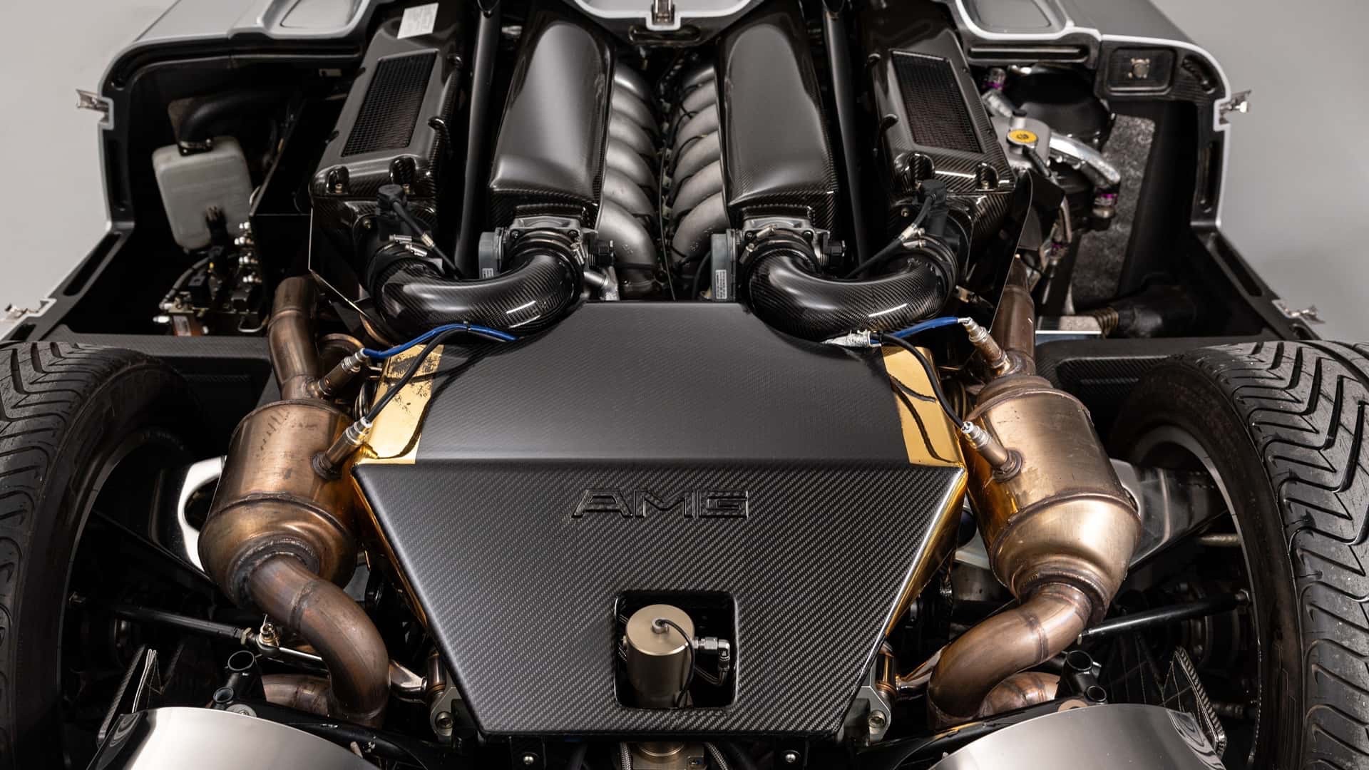L’AMG più brutale di tutte ha la targa solo perché deve L’AMG più brutale di tutte ha la targa solo perché deve