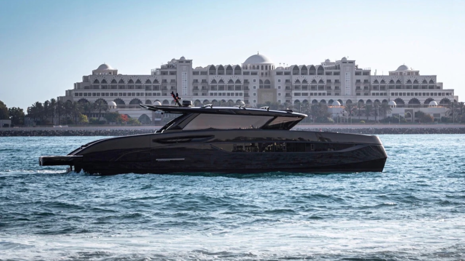 BRABUS_Ultuma_55_OnLocation_web (42)-1170x780 BRABUS_Ultuma_55_OnLocation_web (42)-1170x780