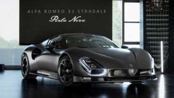 Alfa Romeo 33 Stradale Perla Nera: ode alla fibra di carbonio