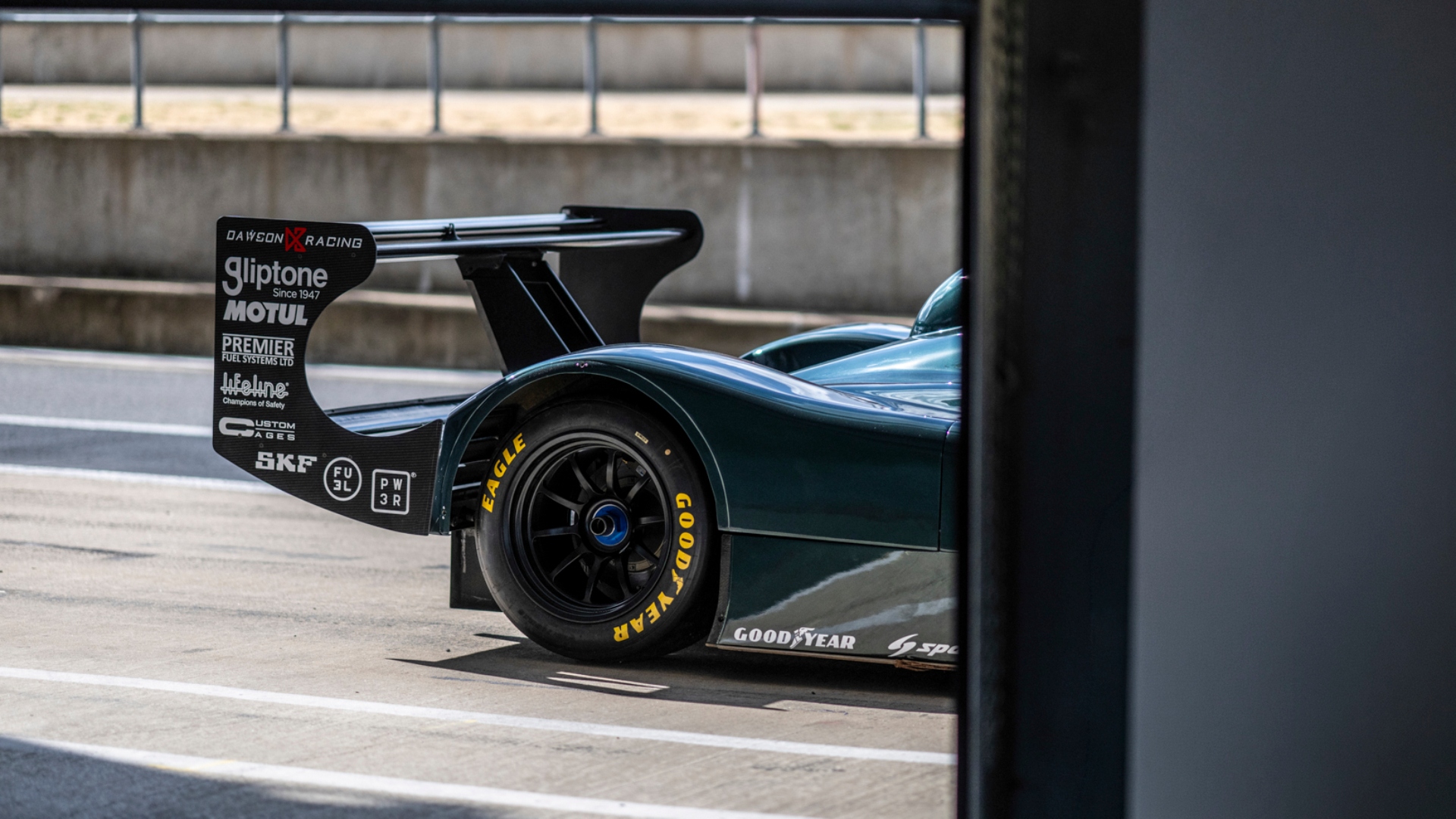 La terrificante BRM P351 è tornata e cerca miglior fortuna