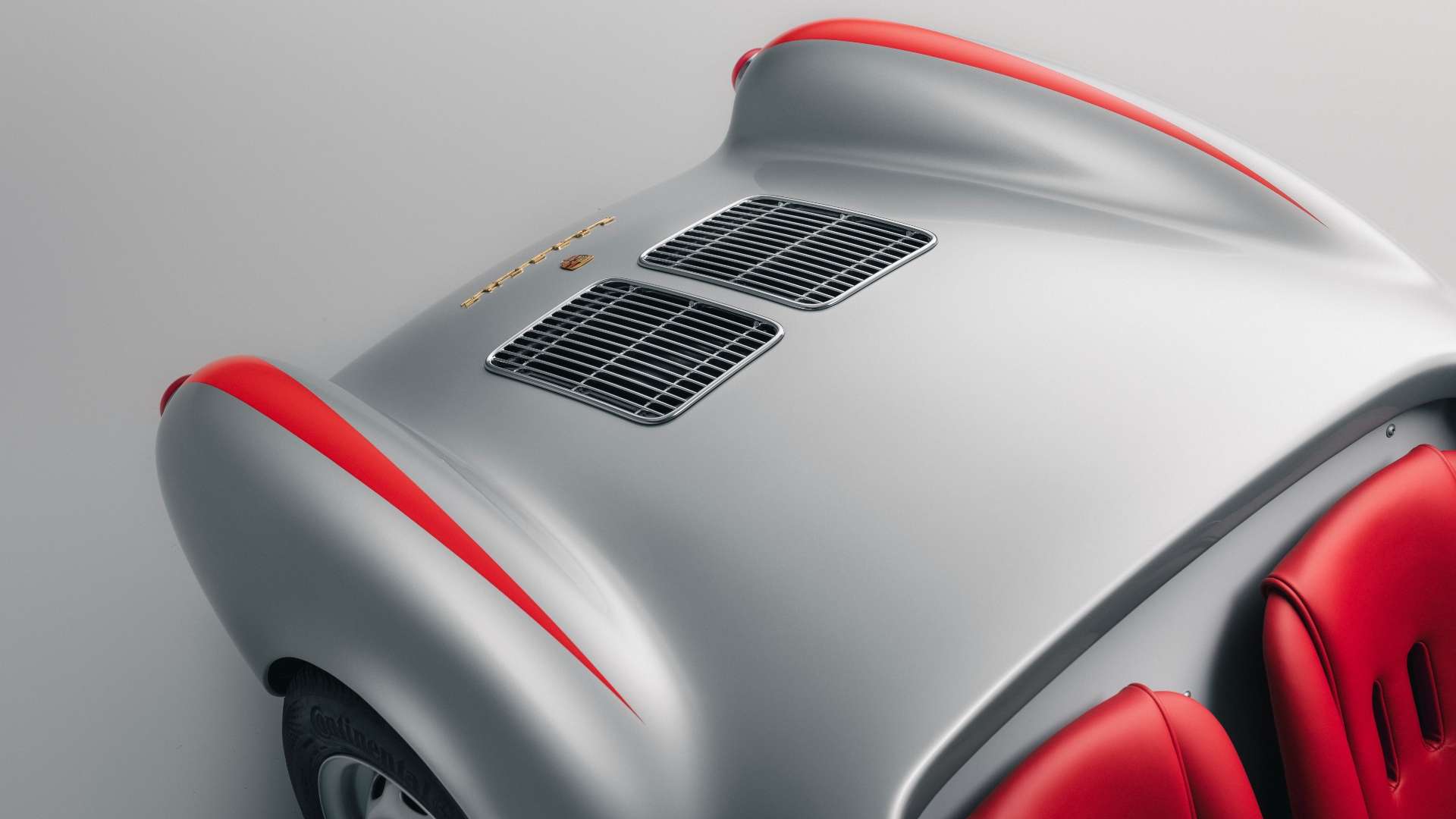 Hedley-Studios-Porsche-550-J-2026-4
