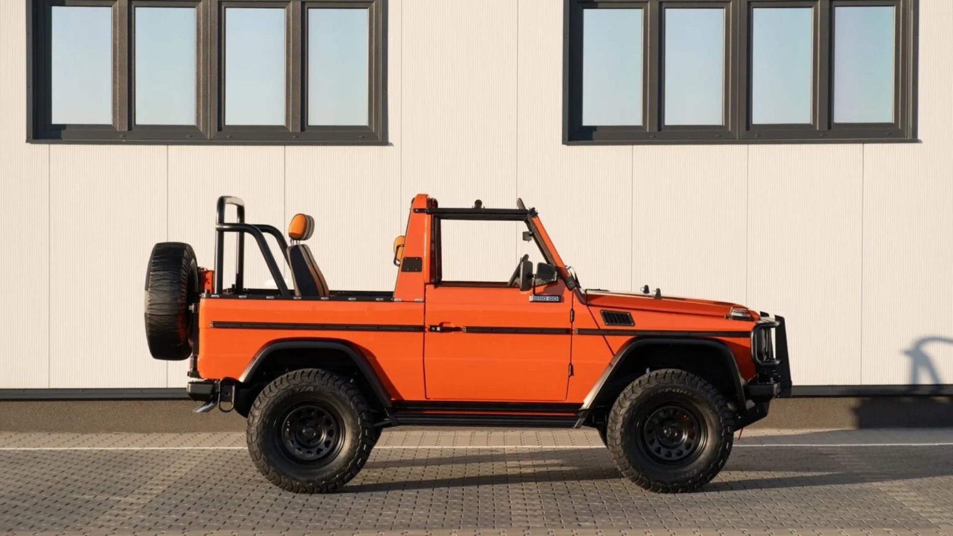 Mercedes-G-Wagen-Magma-Orange-15-1536x1024 Mercedes-G-Wagen-Magma-Orange-15-1536x1024