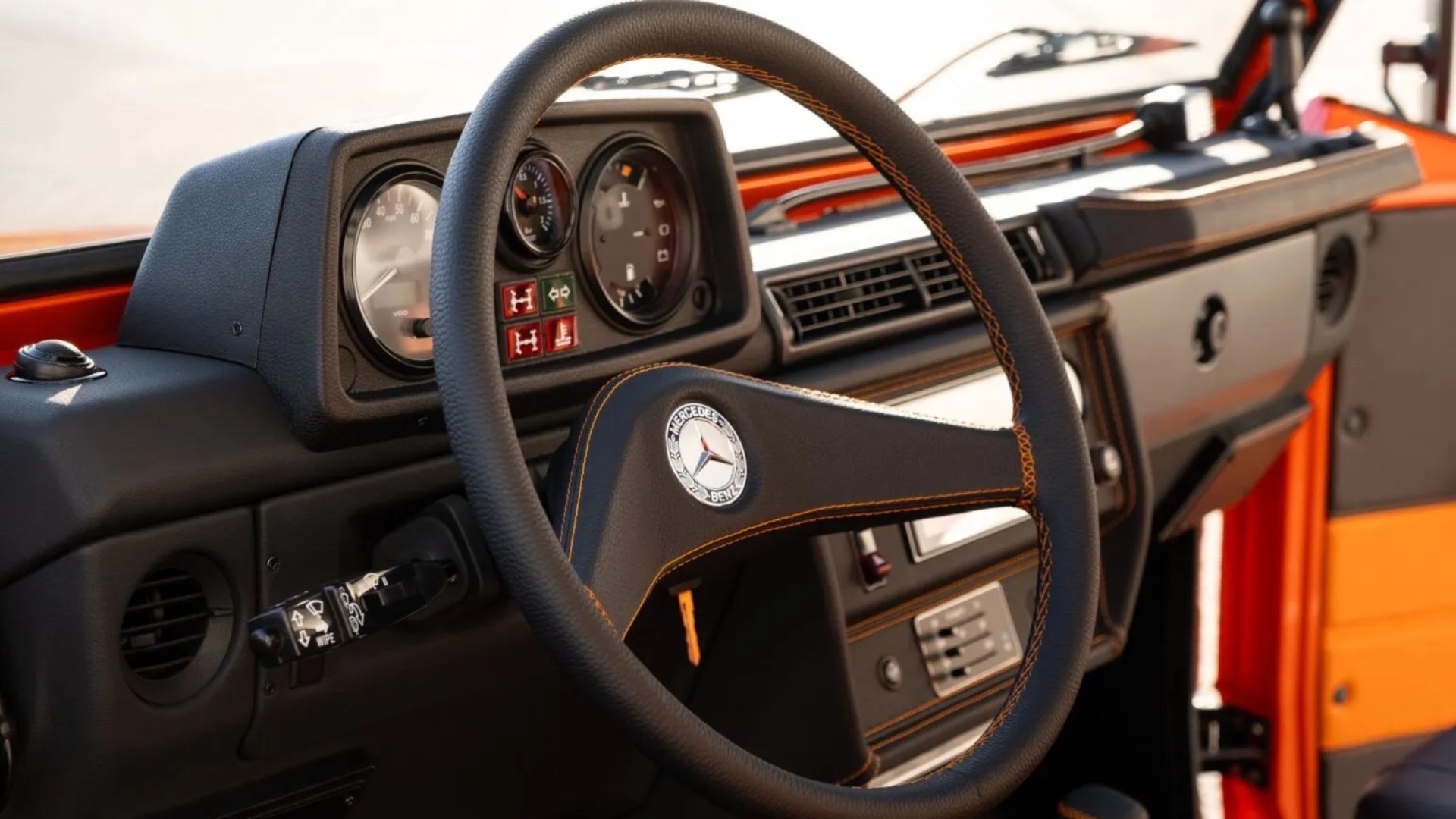 Mercedes-G-Wagen-Magma-Orange-19-1536x1024 Mercedes-G-Wagen-Magma-Orange-19-1536x1024
