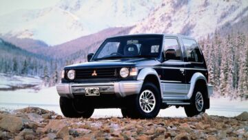 Mitsubishi-Pajero-10 Mitsubishi-Pajero-10