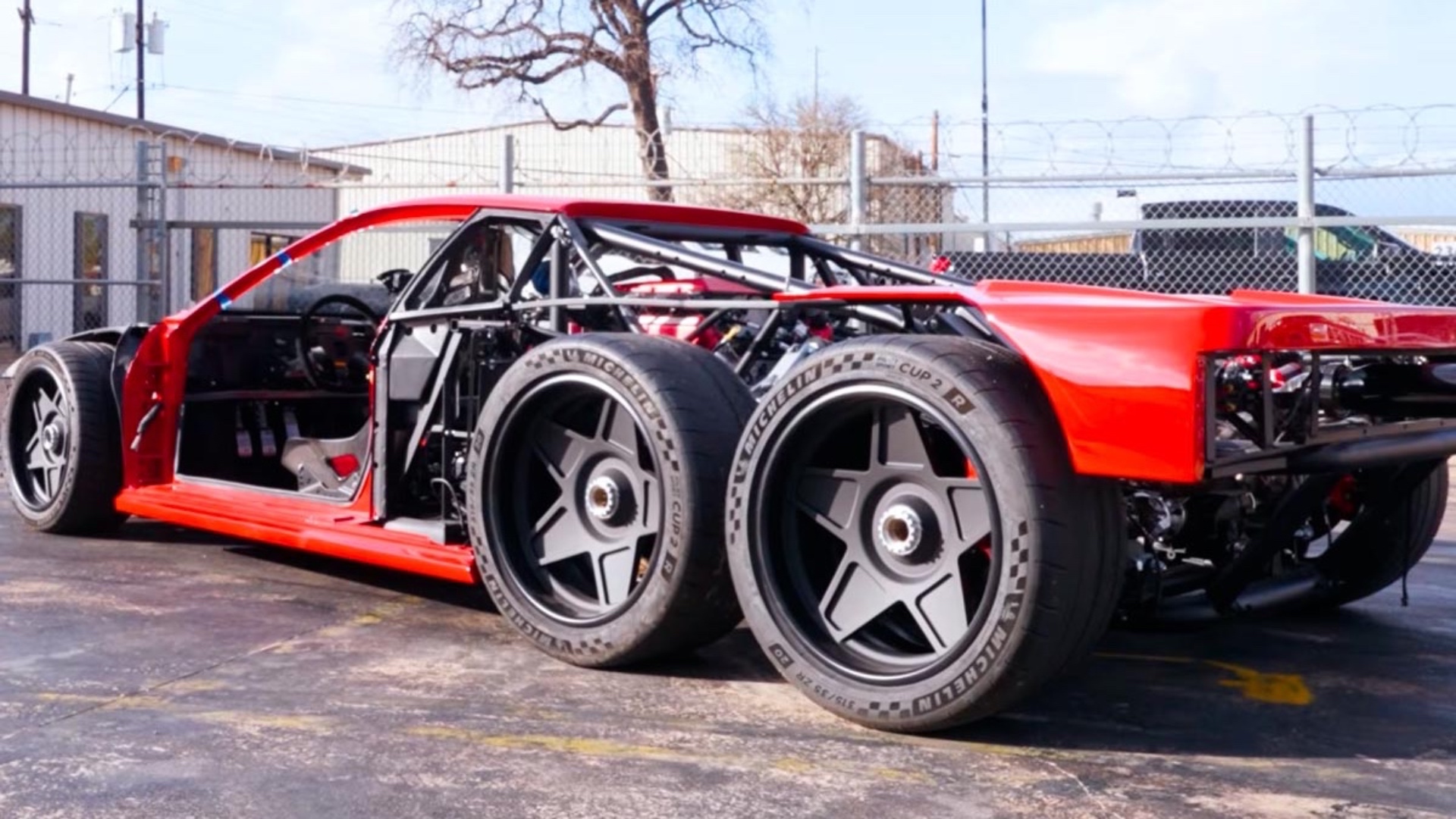 ferrari-testarossa-f6-6x6-gas-monkey-garage-5 ferrari-testarossa-f6-6x6-gas-monkey-garage-5