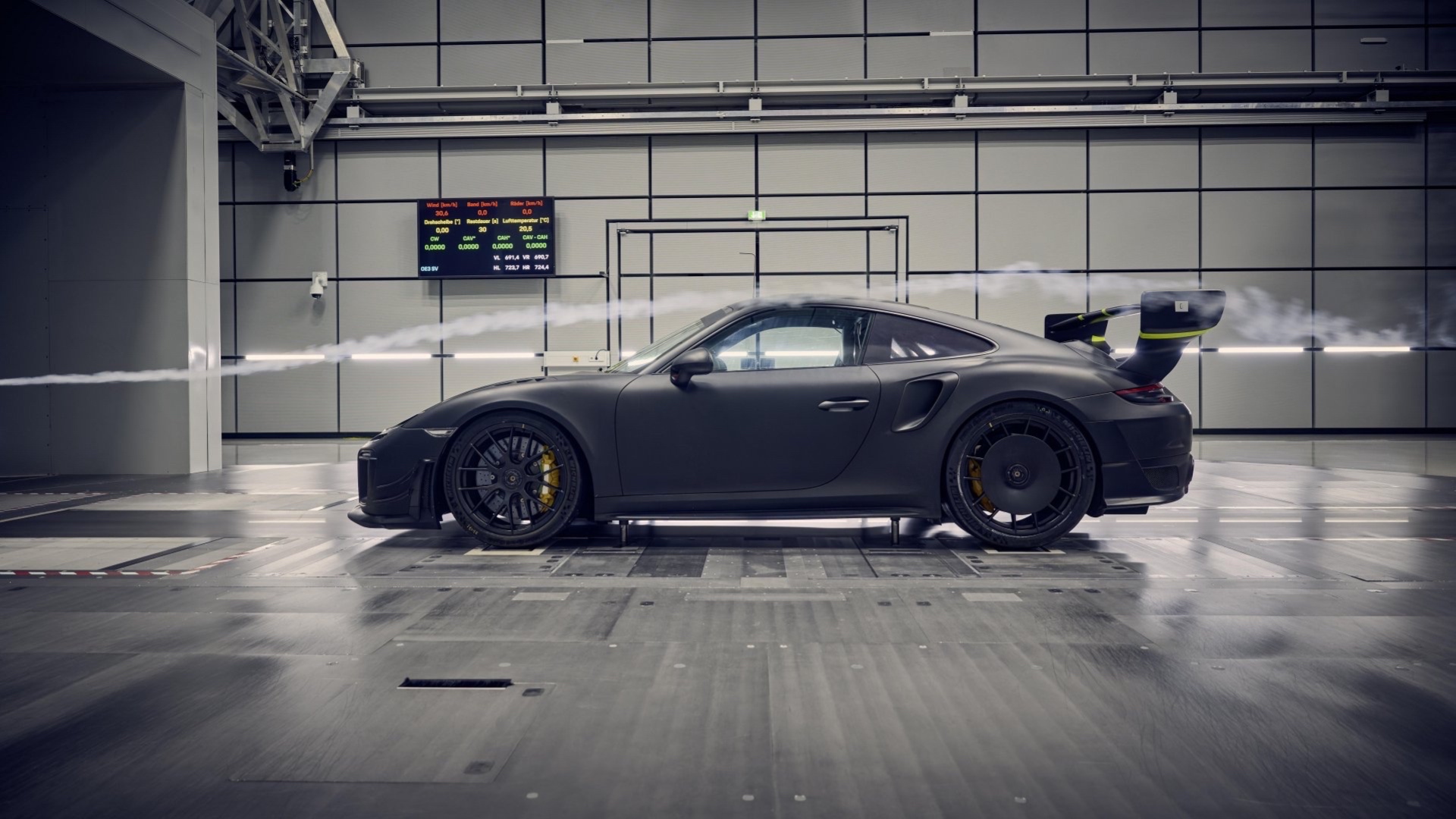 porsche-911-gt2-rs-flachbau-one-off-12