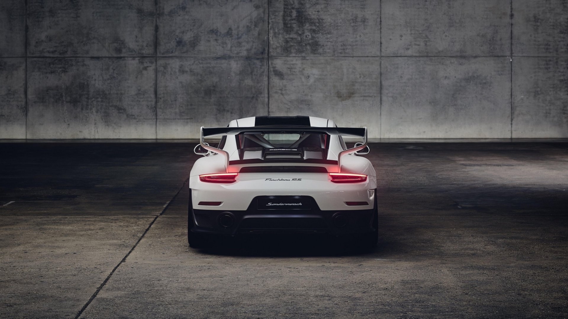 porsche-911-gt2-rs-flachbau-one-off-2